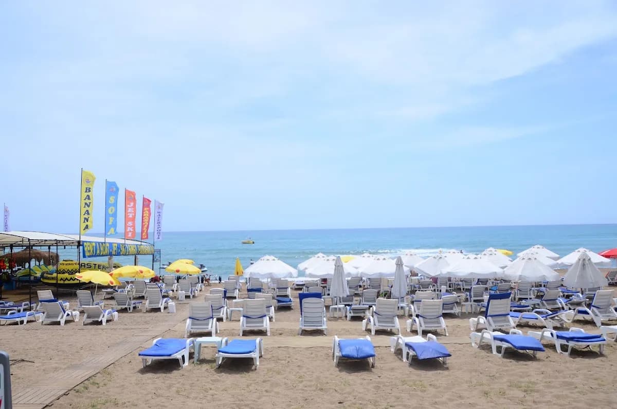 The Sansa Hotel & Spa - photo 10