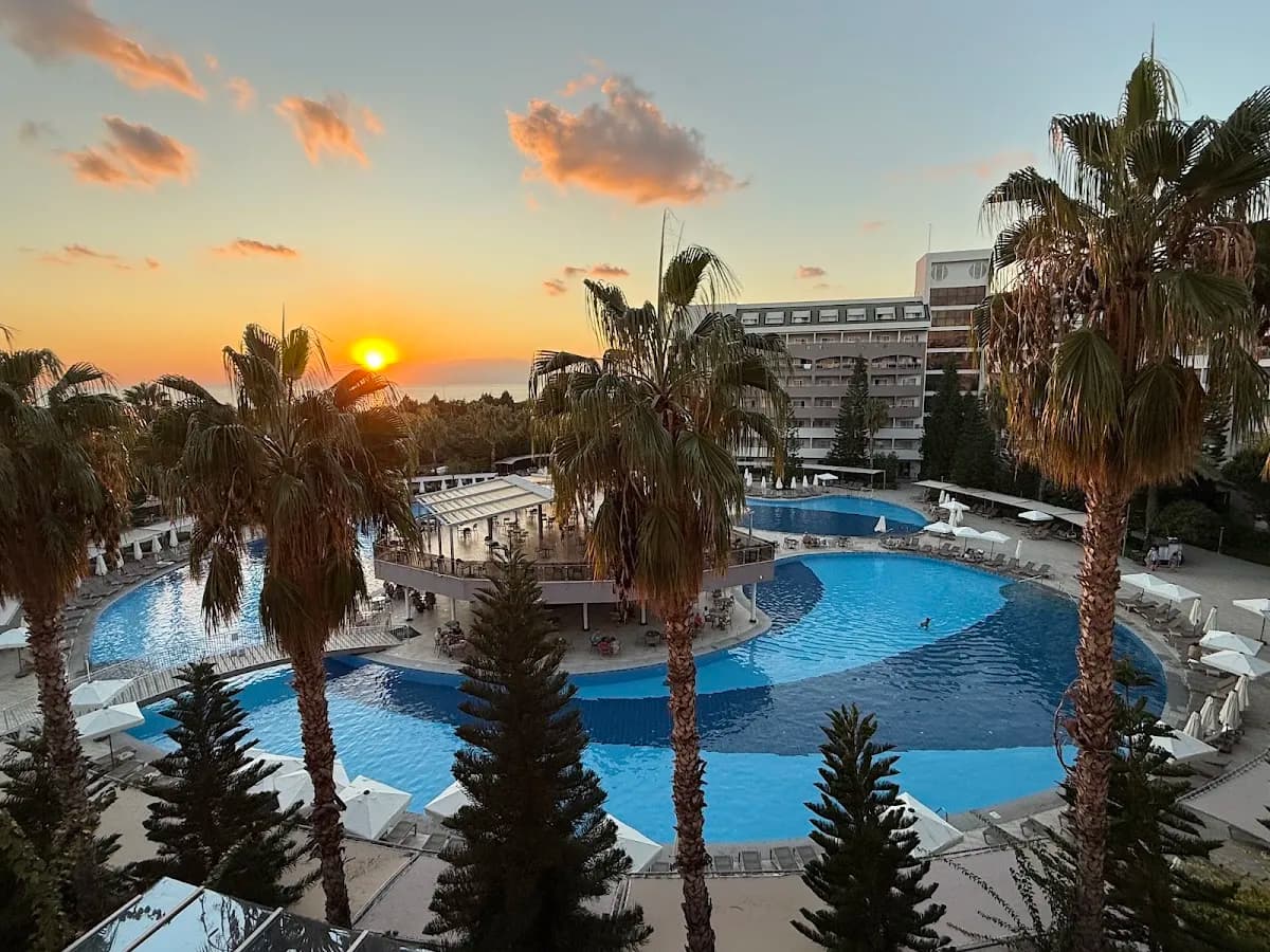 Vita Silva Hotel - photo 3