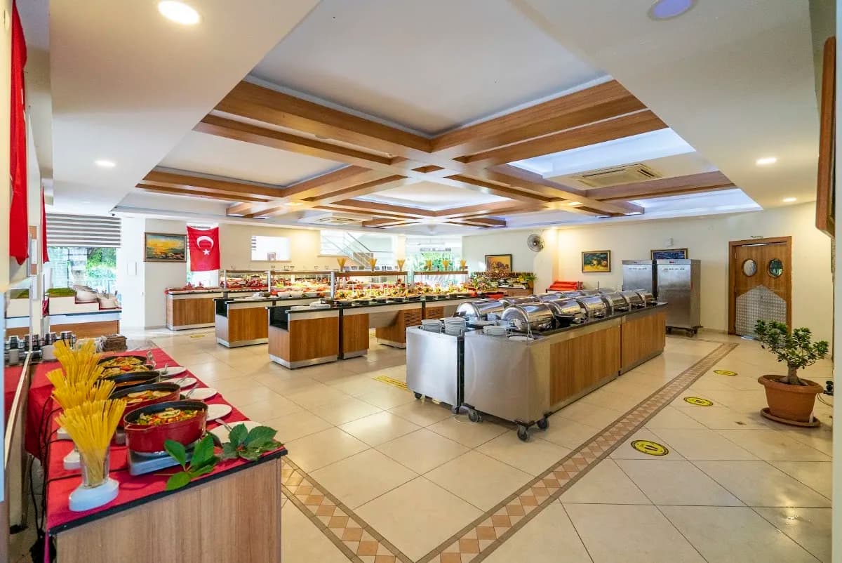 Gardenia Beach Hotel - photo 8