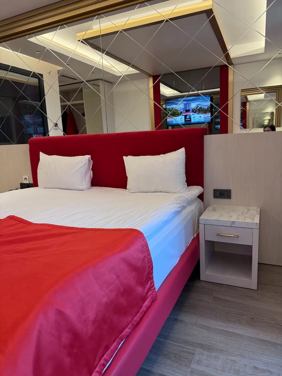 Granada Luxury Red - photo 2