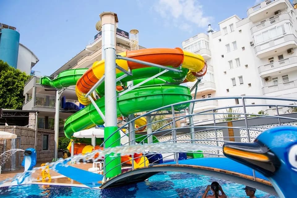 Dolphin Family Otel - photo 5