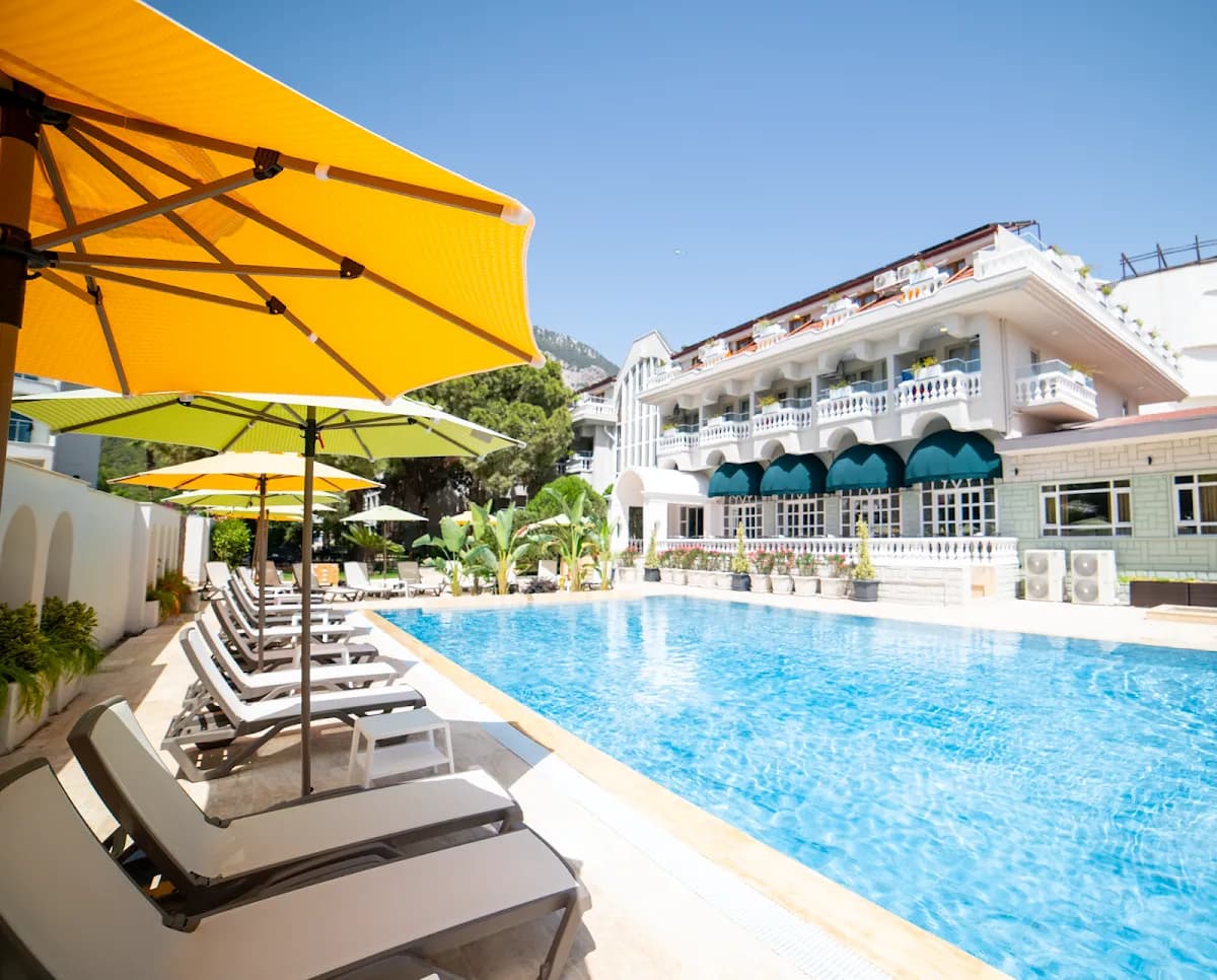 Rose Garden Premium Hotel - photo 4