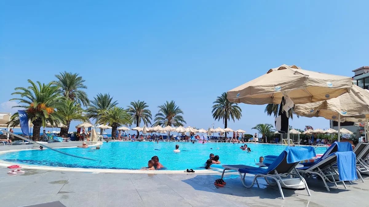 Hydros Beach Resort - photo 3