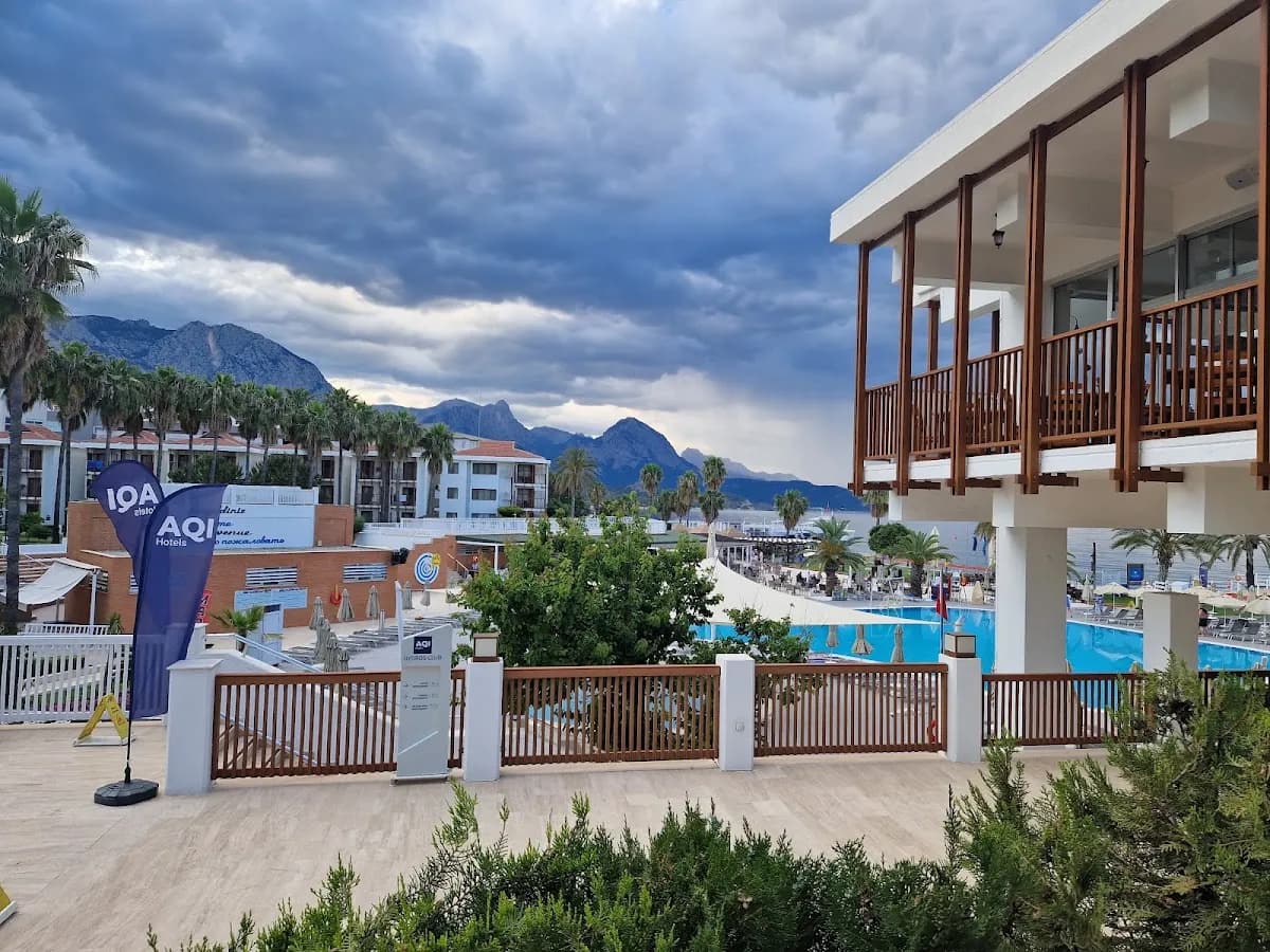 Hydros Beach Resort - photo 10