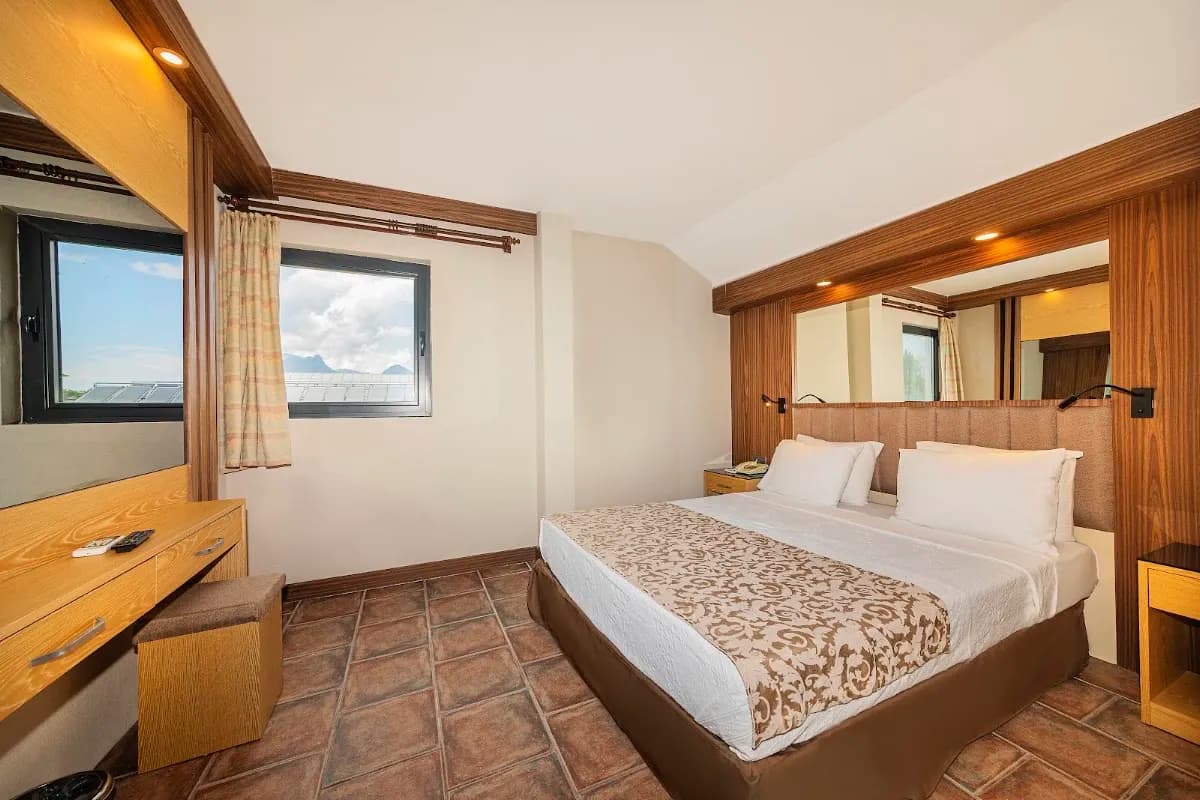 Fame Hotel - photo 2