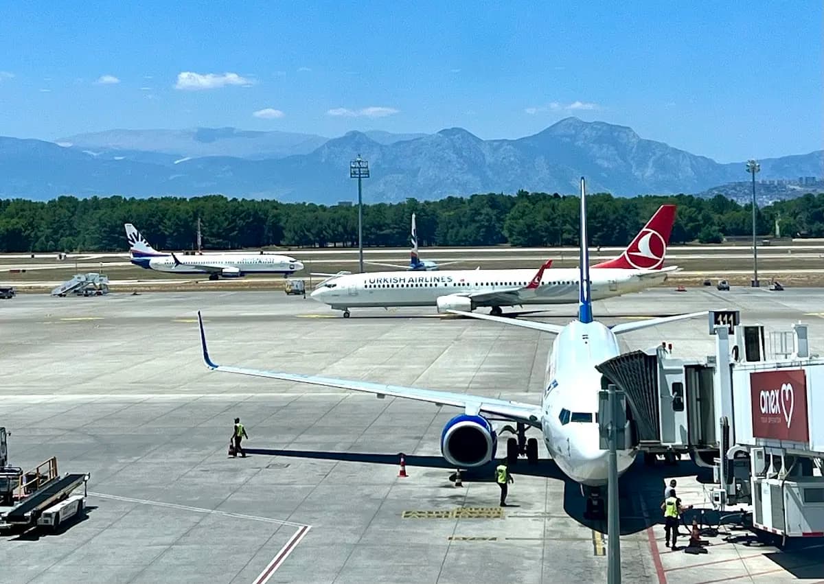 Antalya Havalimanı - photo 6