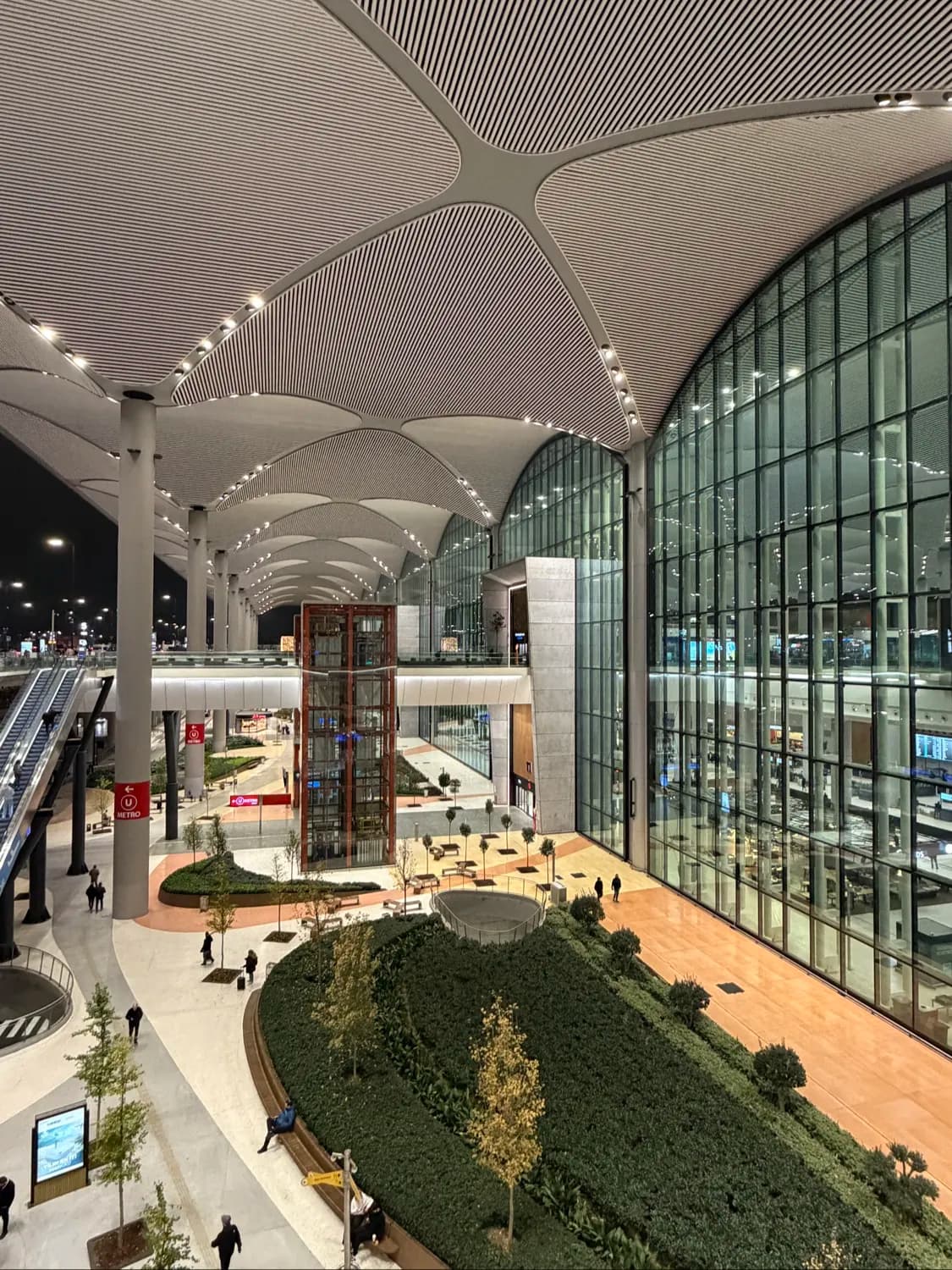 Istanbul Airport - photo 4