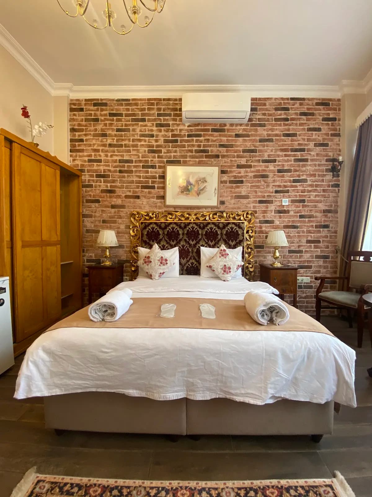 The Bridge Hotel - photo 2