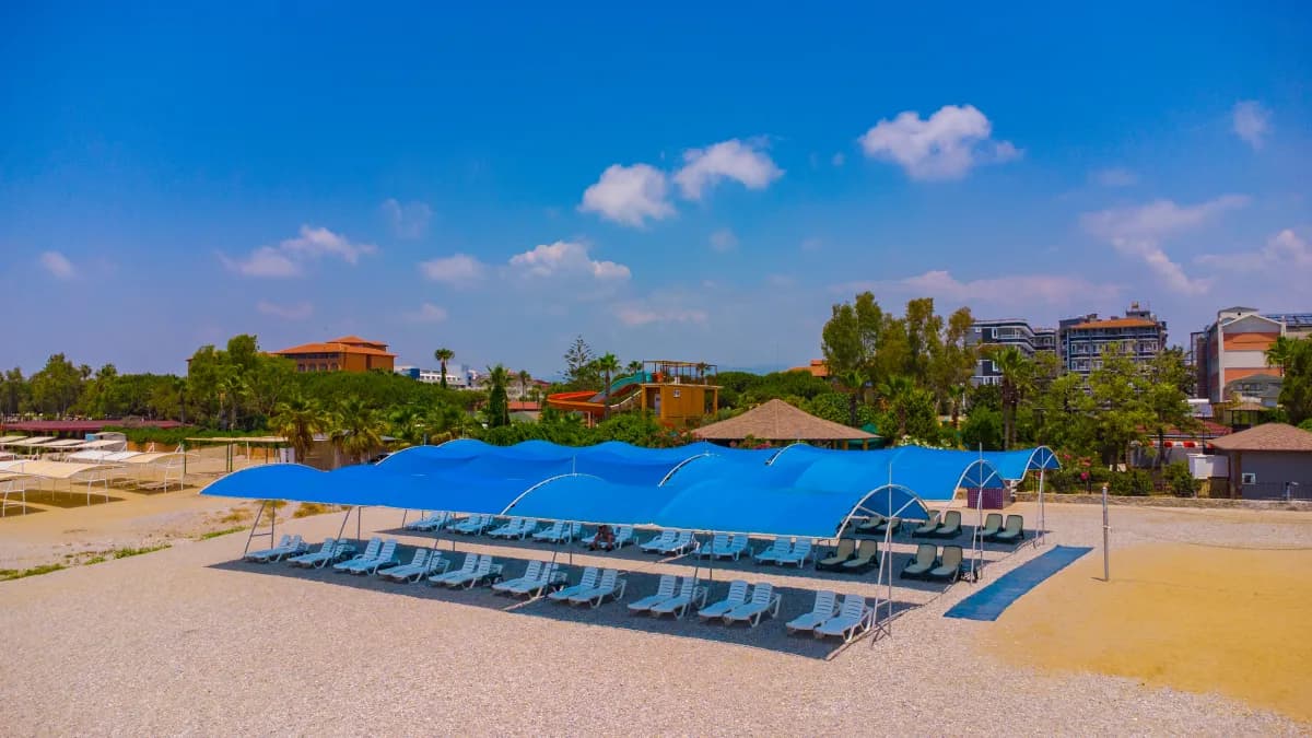 Senza Inova Beach Hotel - photo 3