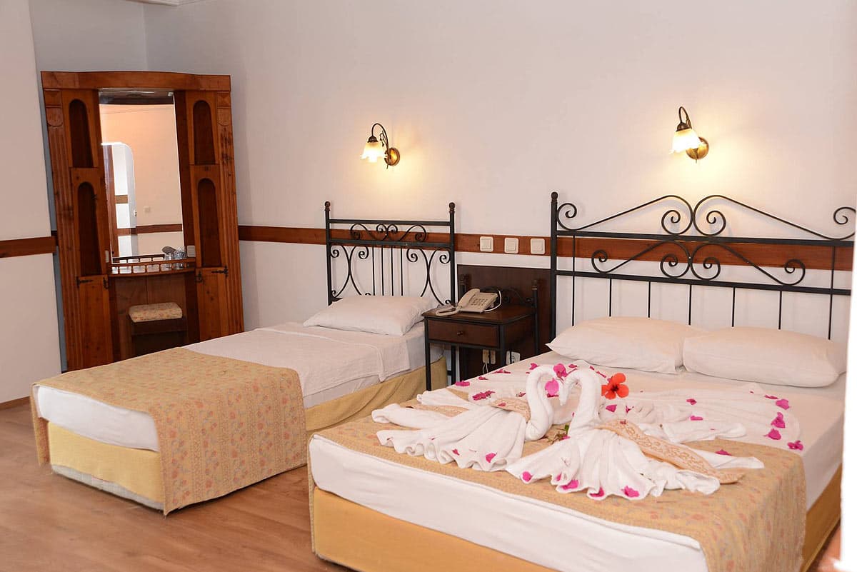 Sevki Bey Hotel - photo 2