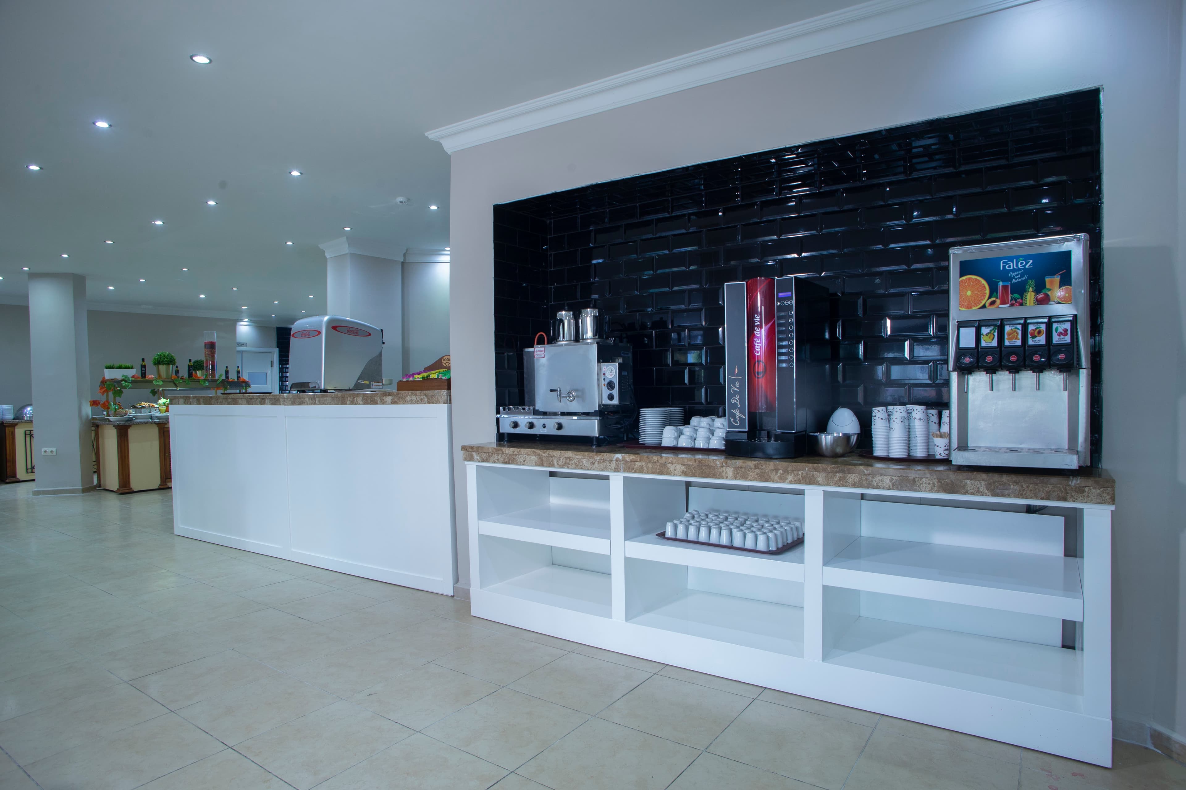 Simply Fine Hotel Alize - photo 9