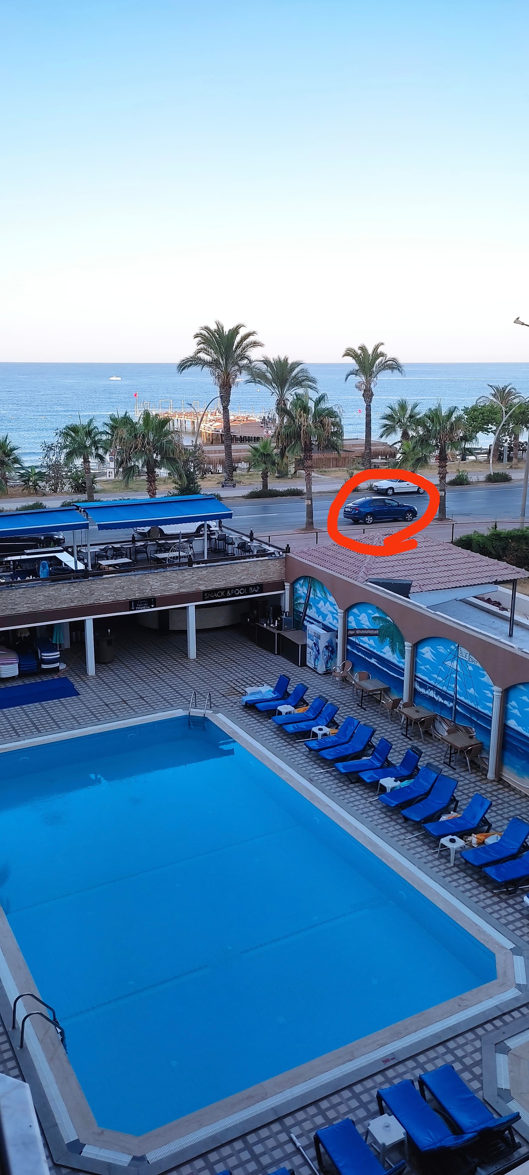 Blue Coast Hotel - photo 3