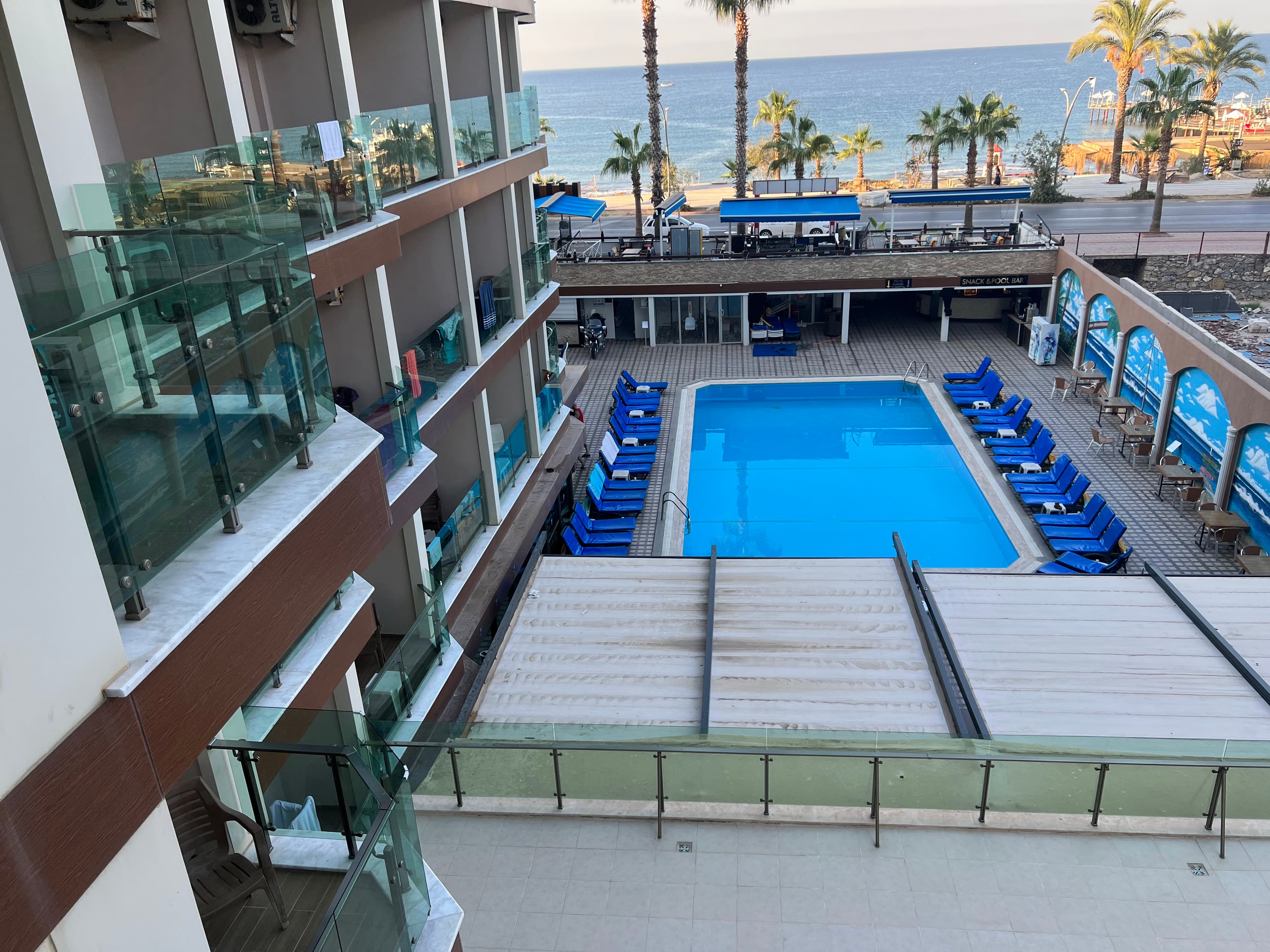 Blue Coast Hotel - photo 5