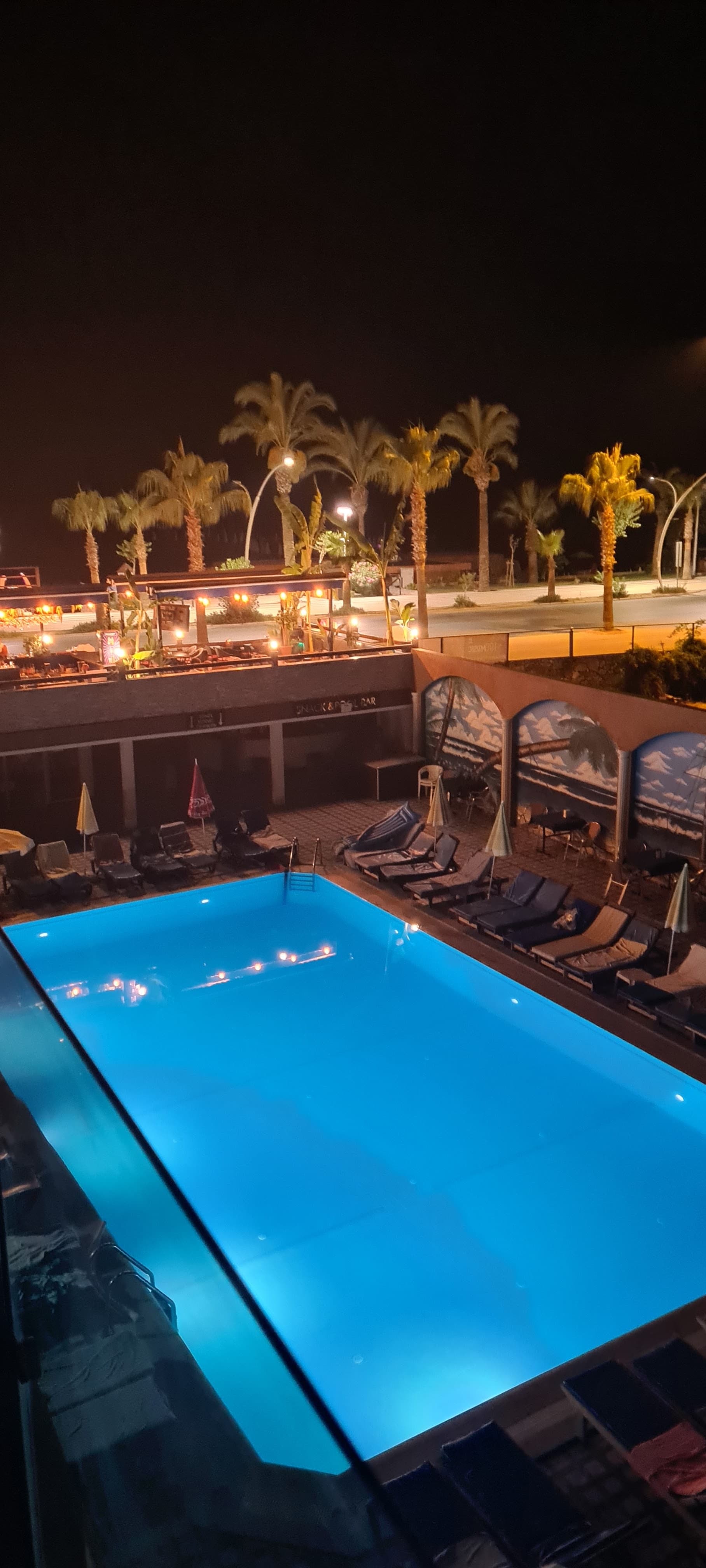 Blue Coast Hotel - photo 10