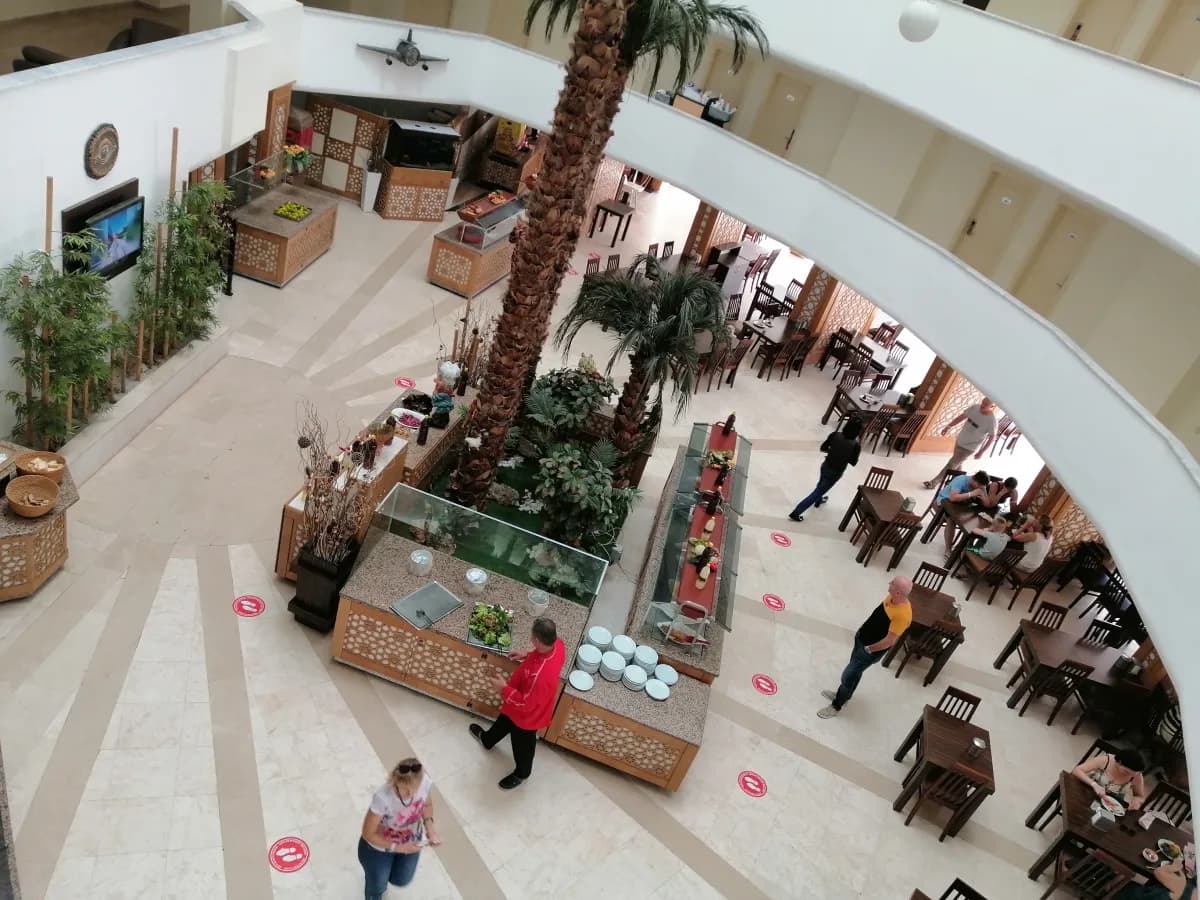 Arabella World Hotel - photo 2