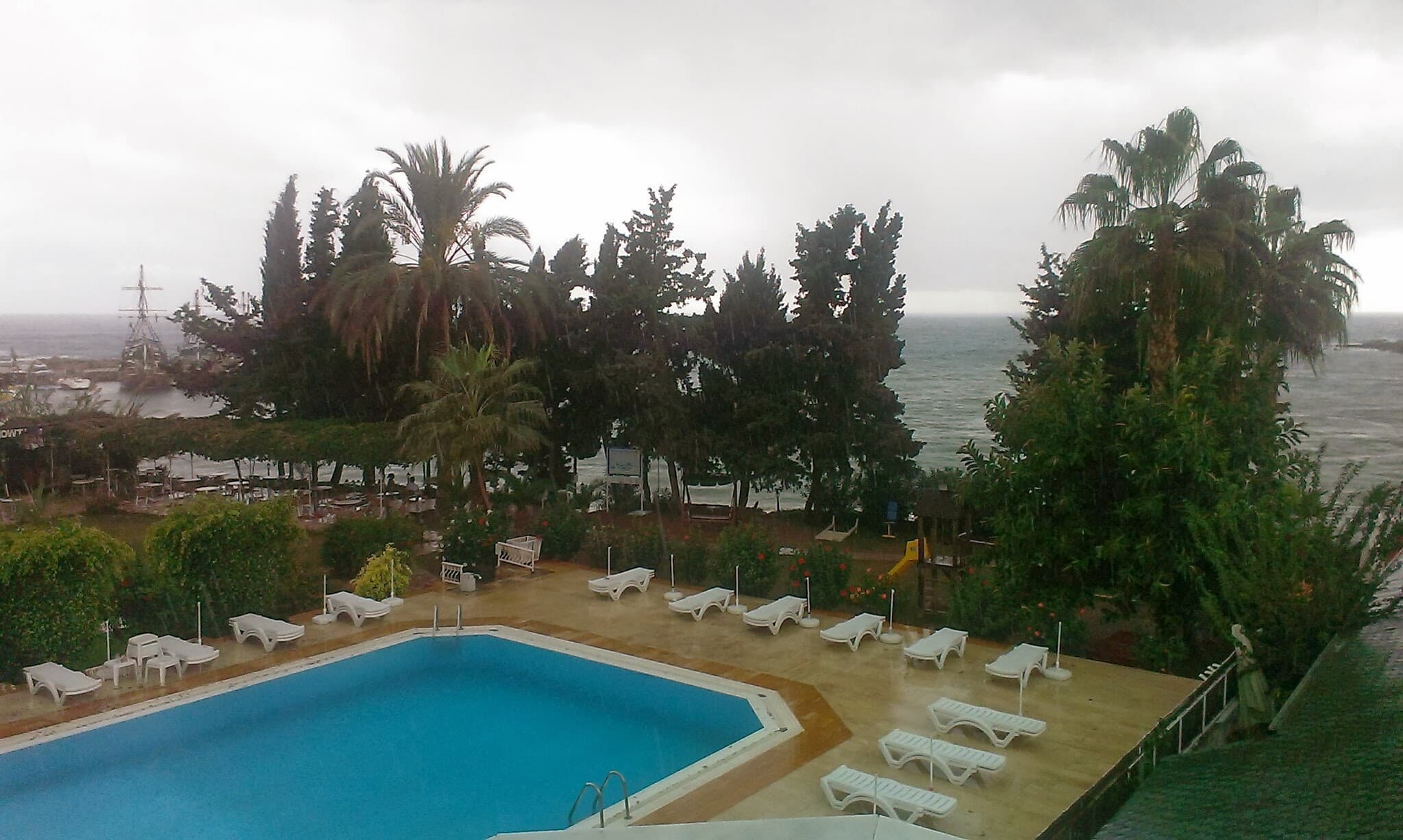 Aska Baran Hotel - photo 3