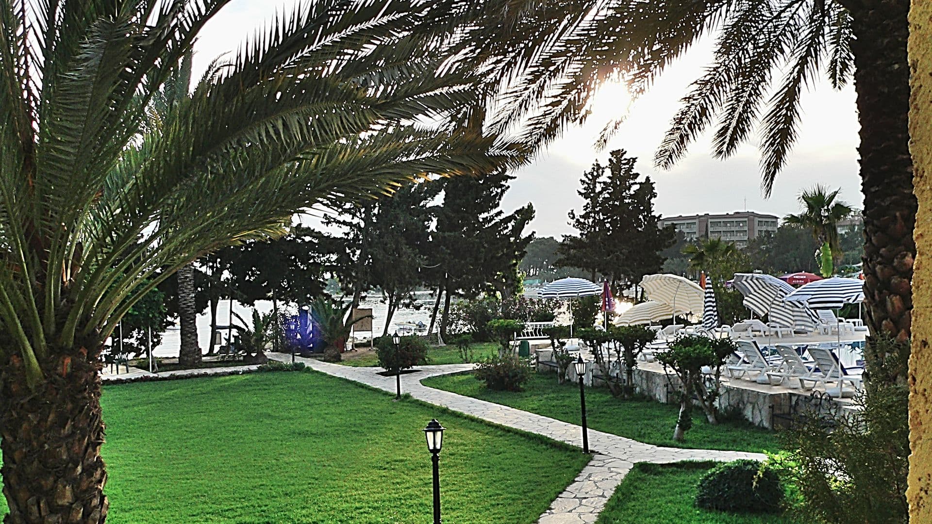 Aska Baran Hotel - photo 8