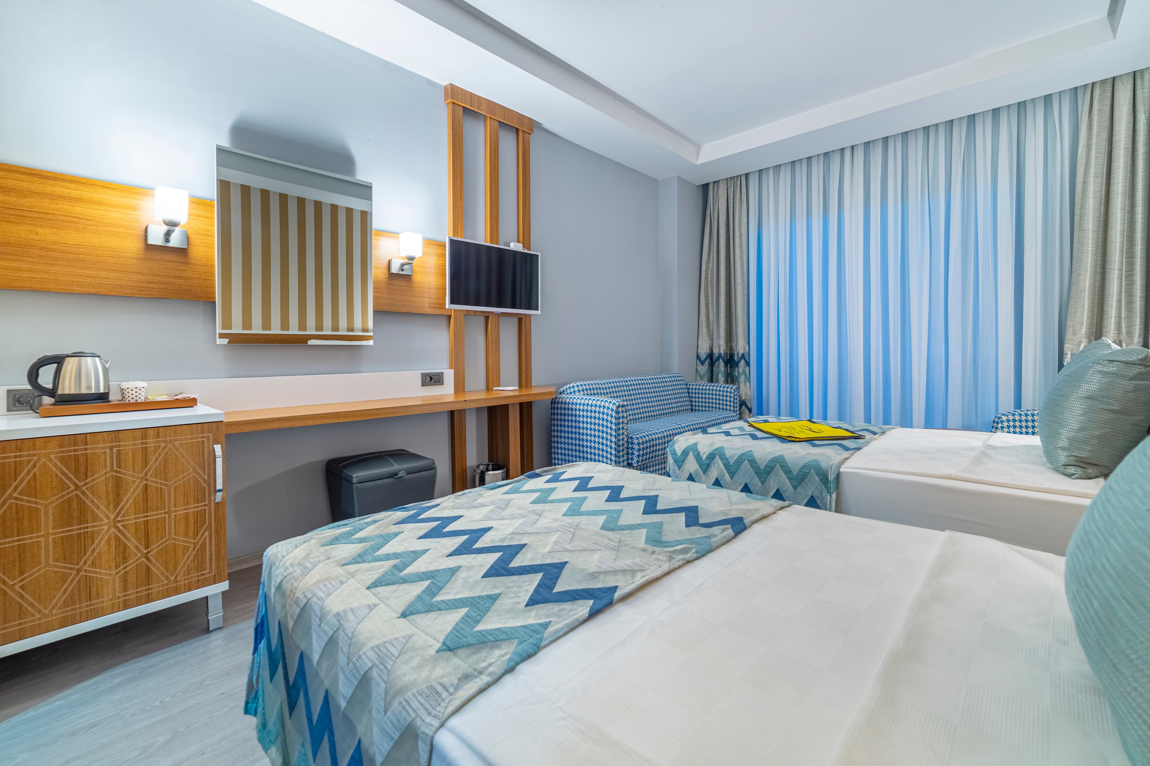 Lonicera Premium Hotel - photo 2