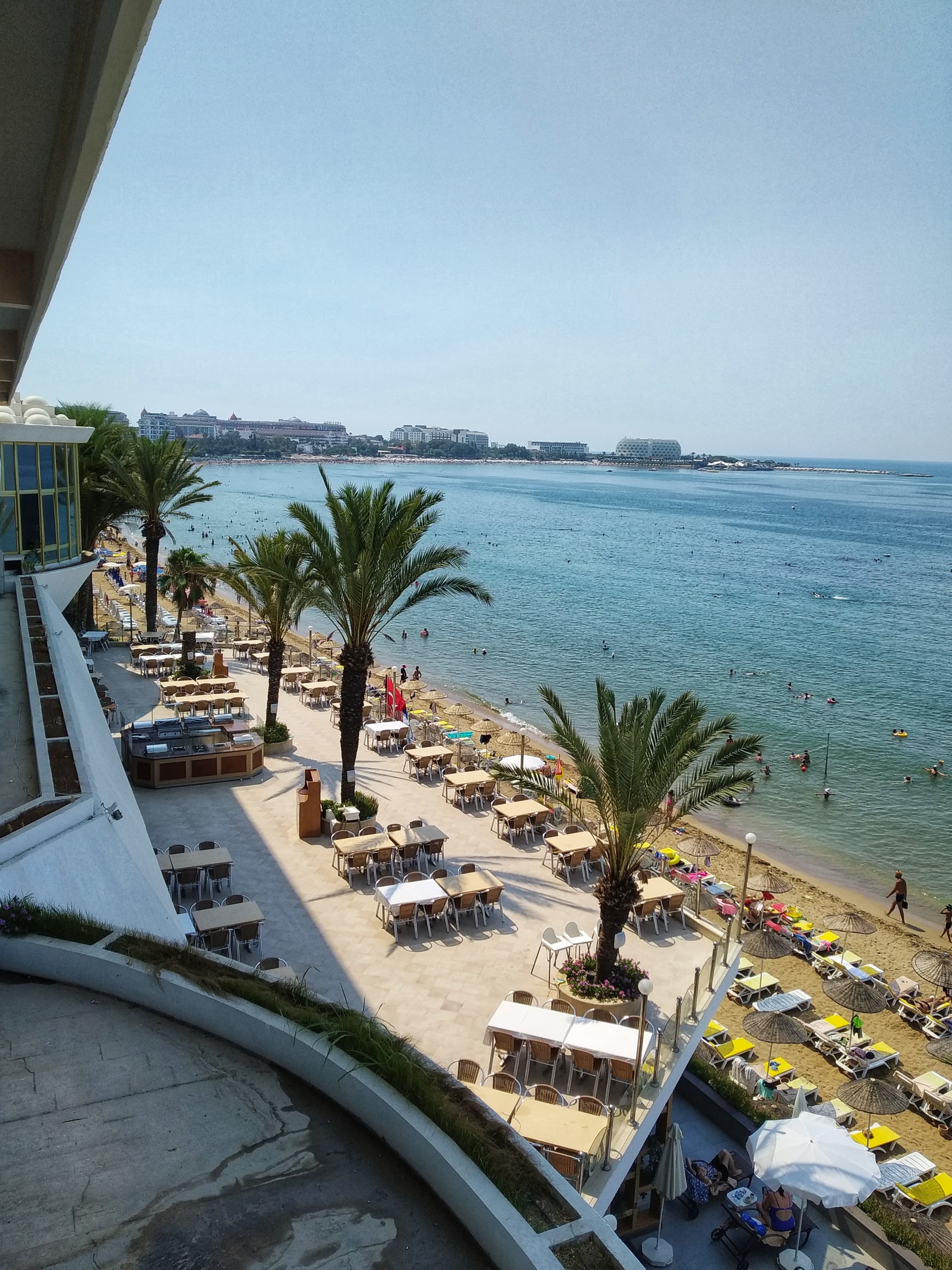 Rubi Hotel