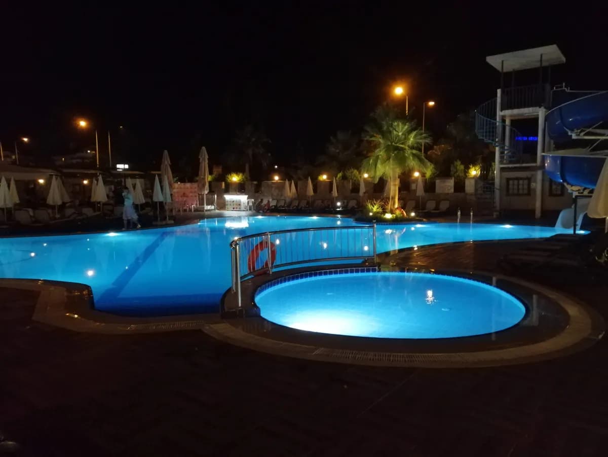 Lioness Hotel - photo 7