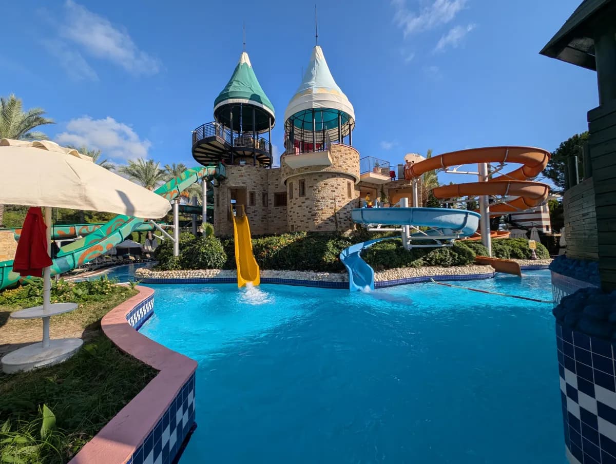 AQI Pegasos Resort Hotel - photo 8