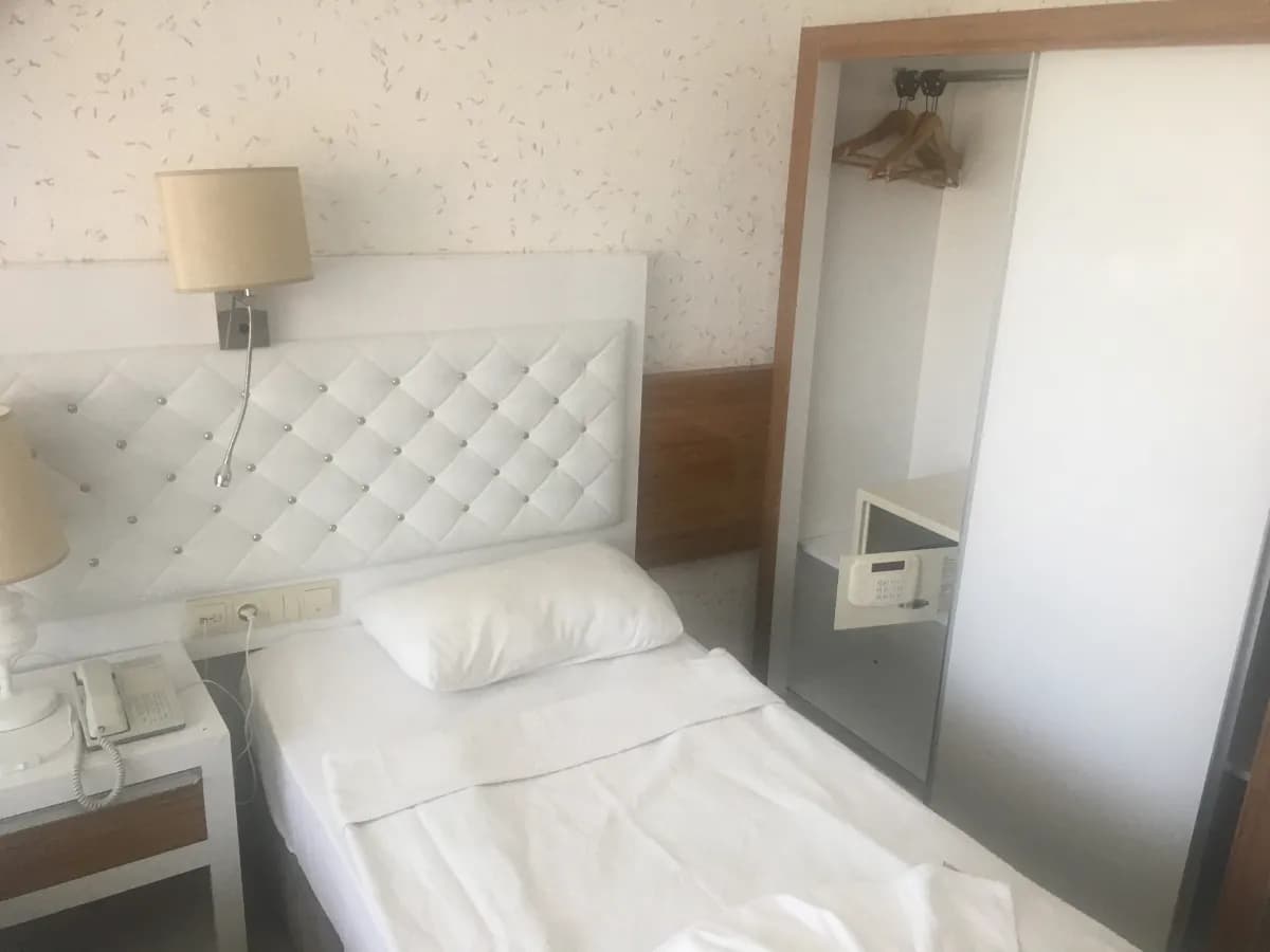 Club Tess Hotel - photo 9