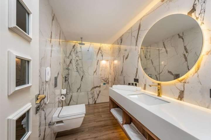 Elite Luxury Suite & Spa - photo 4
