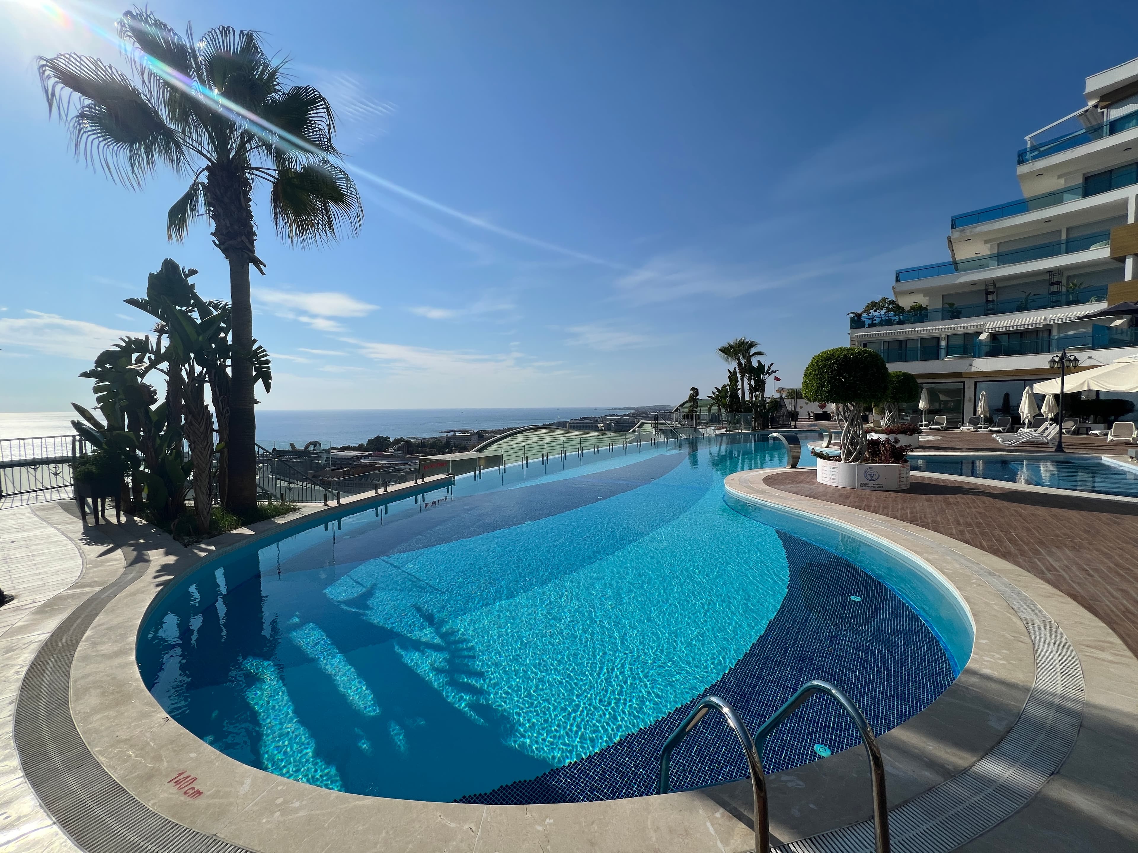 Elite Luxury Suite & Spa - photo 8