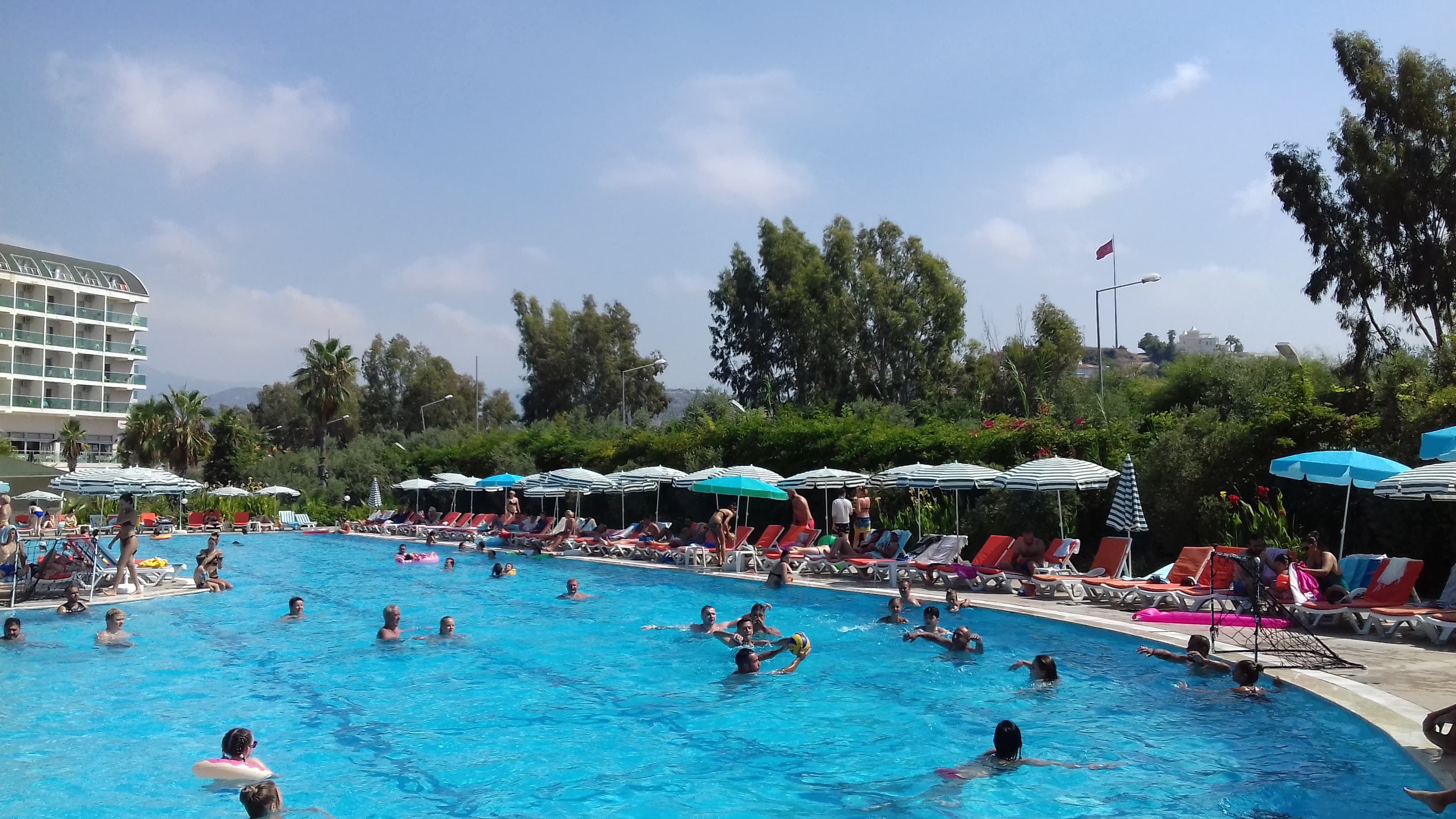 Hedef Beach Resort & Spa - photo 7
