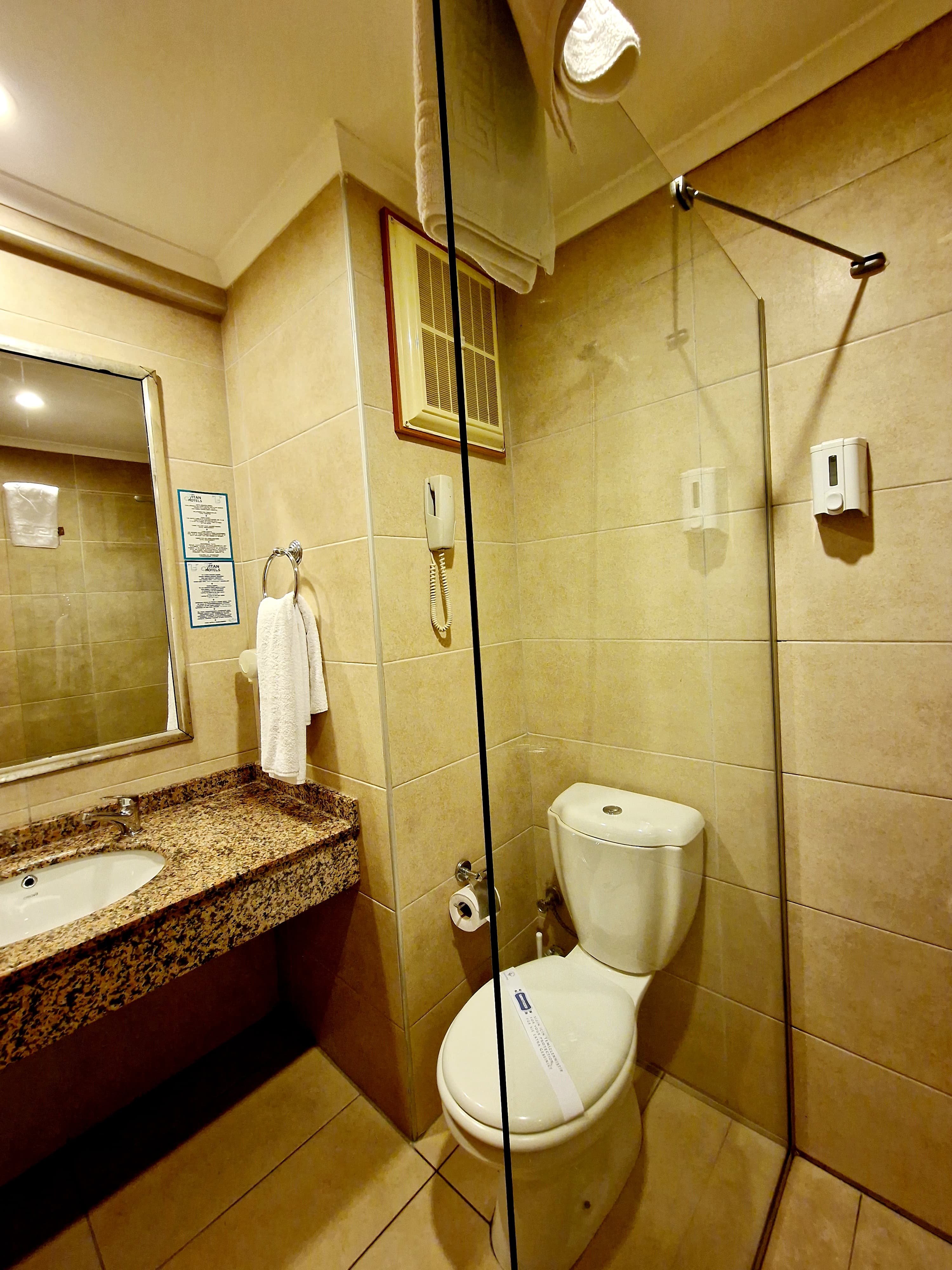 Titan Hotels - photo 4