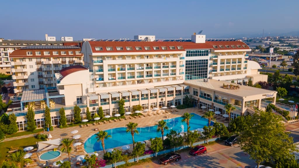 Titan Hotels - photo 5
