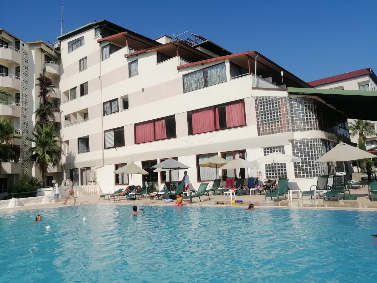 MC Mahberi Beach Hotel - photo 7