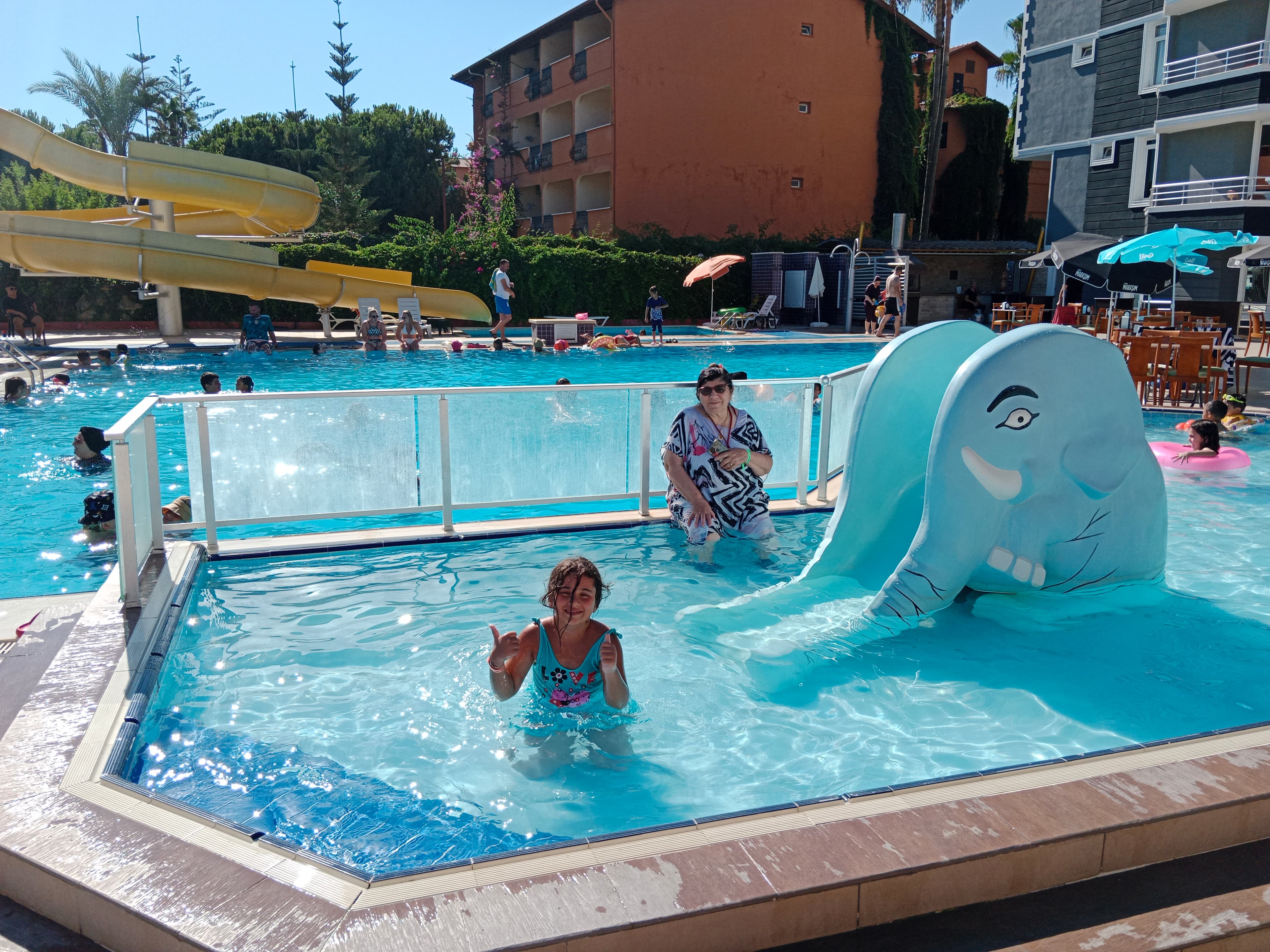Mediterranean Breeze Hotel - photo 10