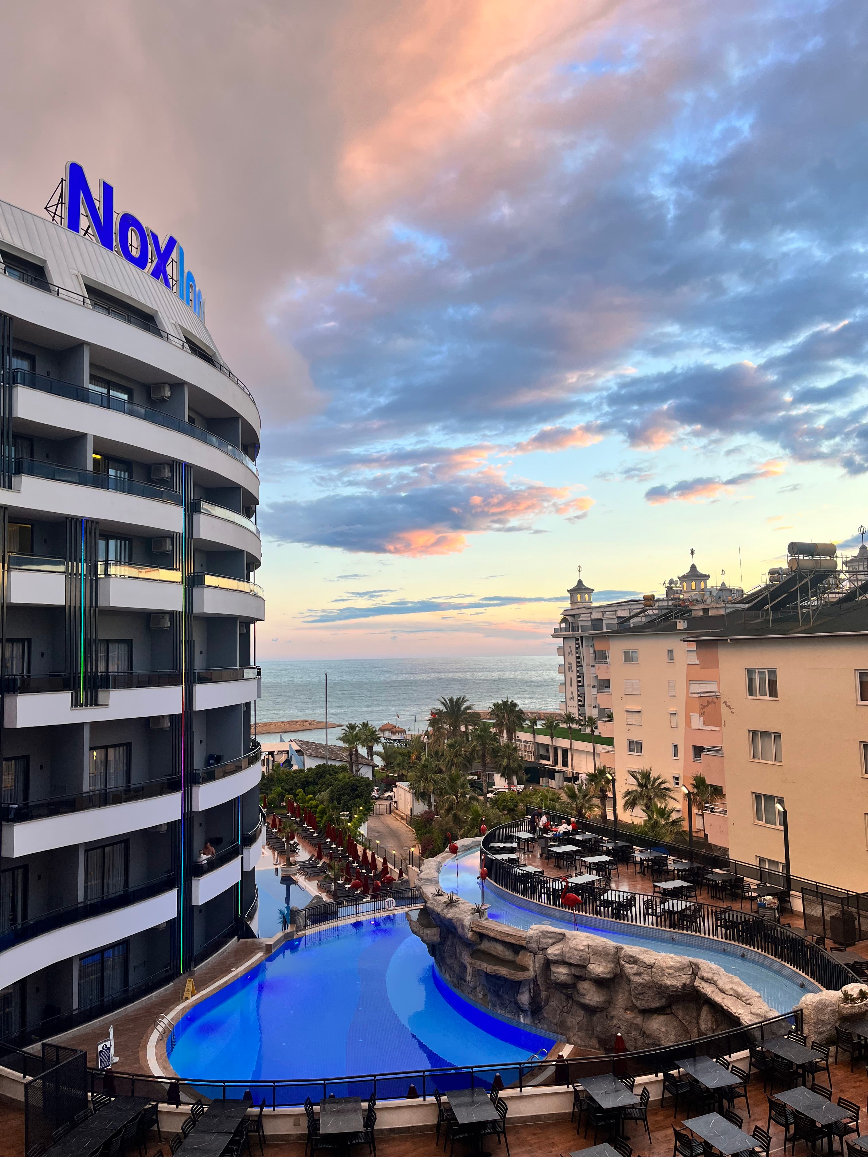 Noxinn Deluxe Hotel - photo 5