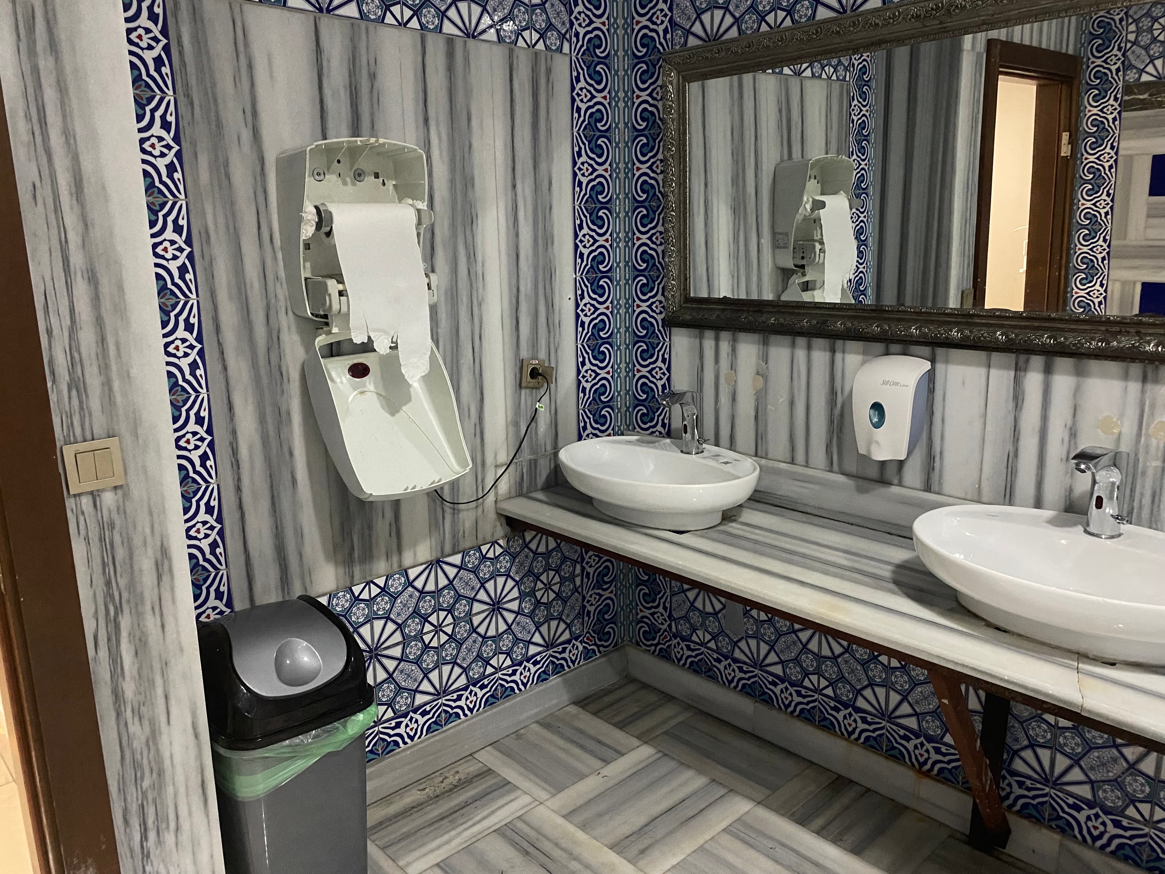 Noxinn Club Hotel - photo 4