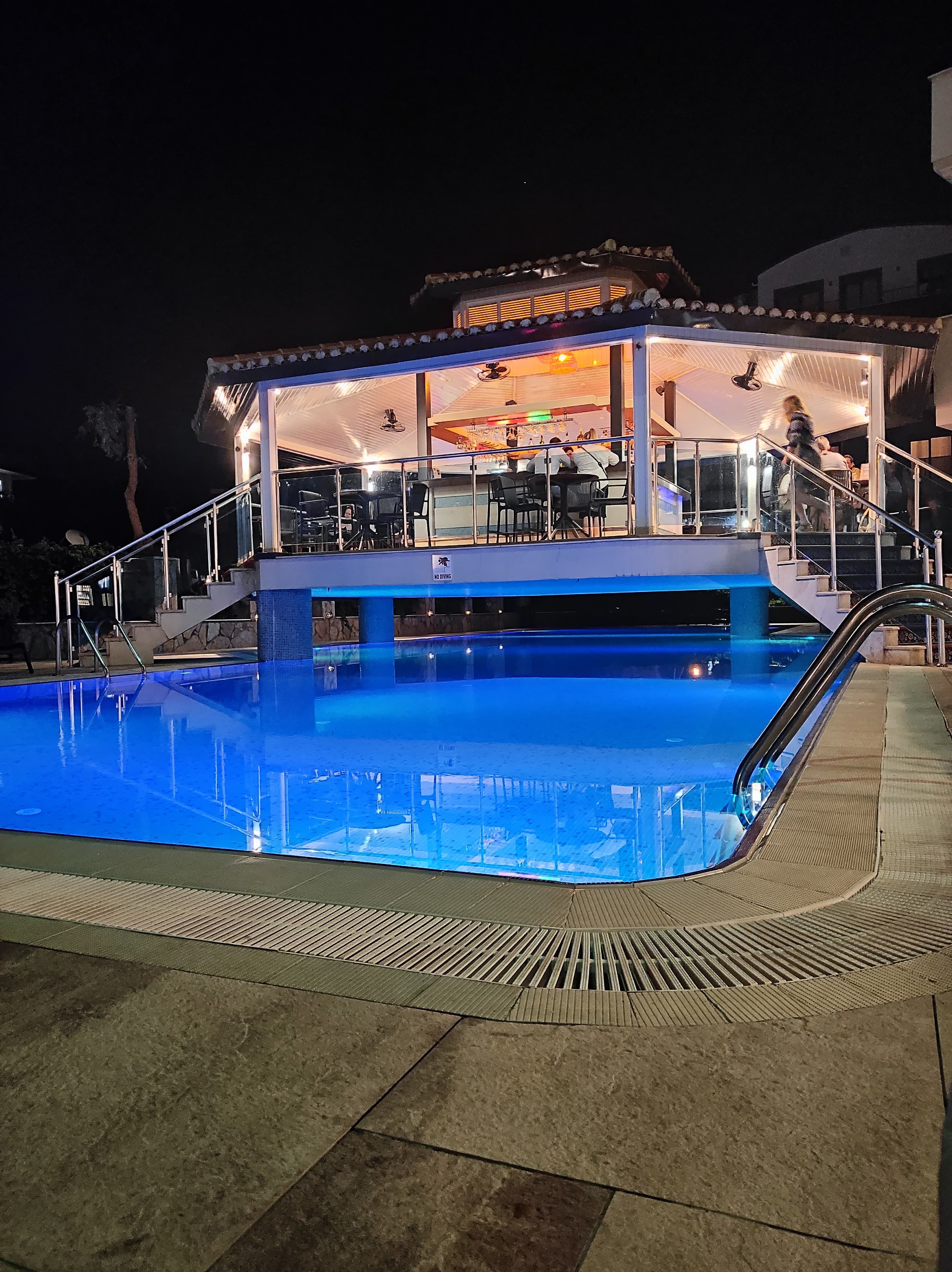 Villa Sun Flower Aparts & Suites - photo 3