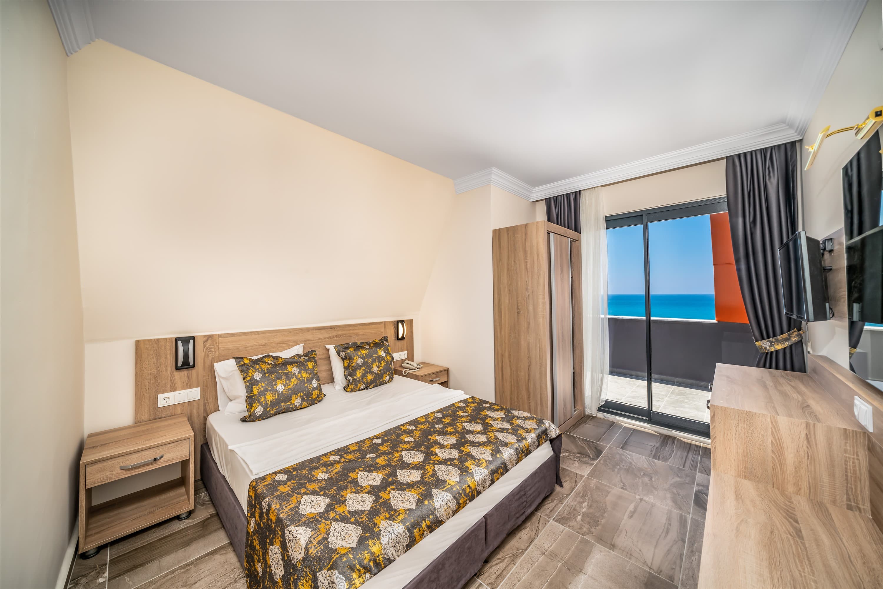 Arsi Paradise Beach Hotel - photo 2