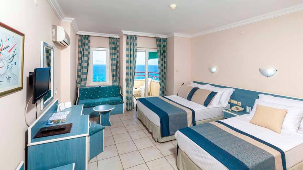 Galaxy Beach Hotel - photo 2