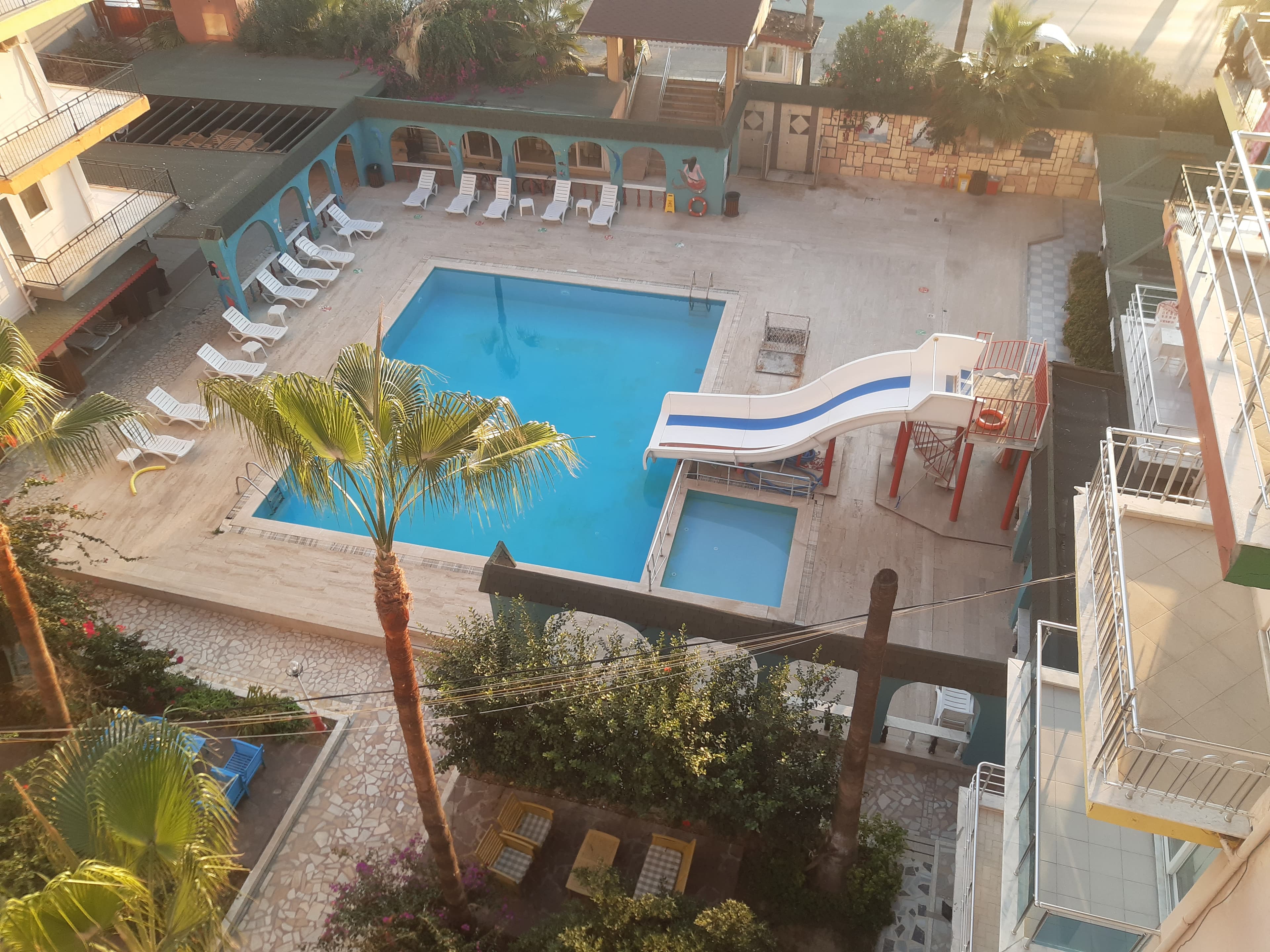 Grand Beach Hotel - photo 3