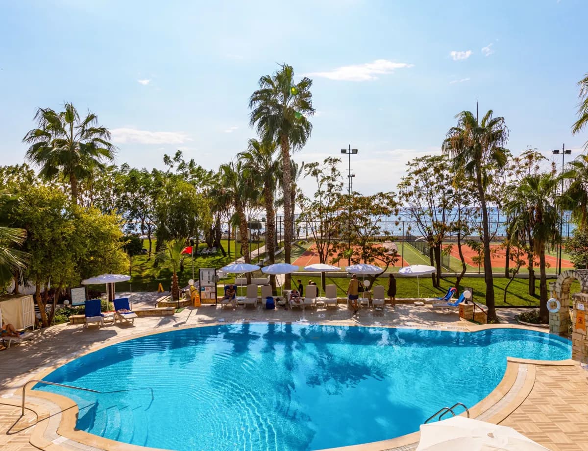 LABRANDA Alantur Resort - photo 7