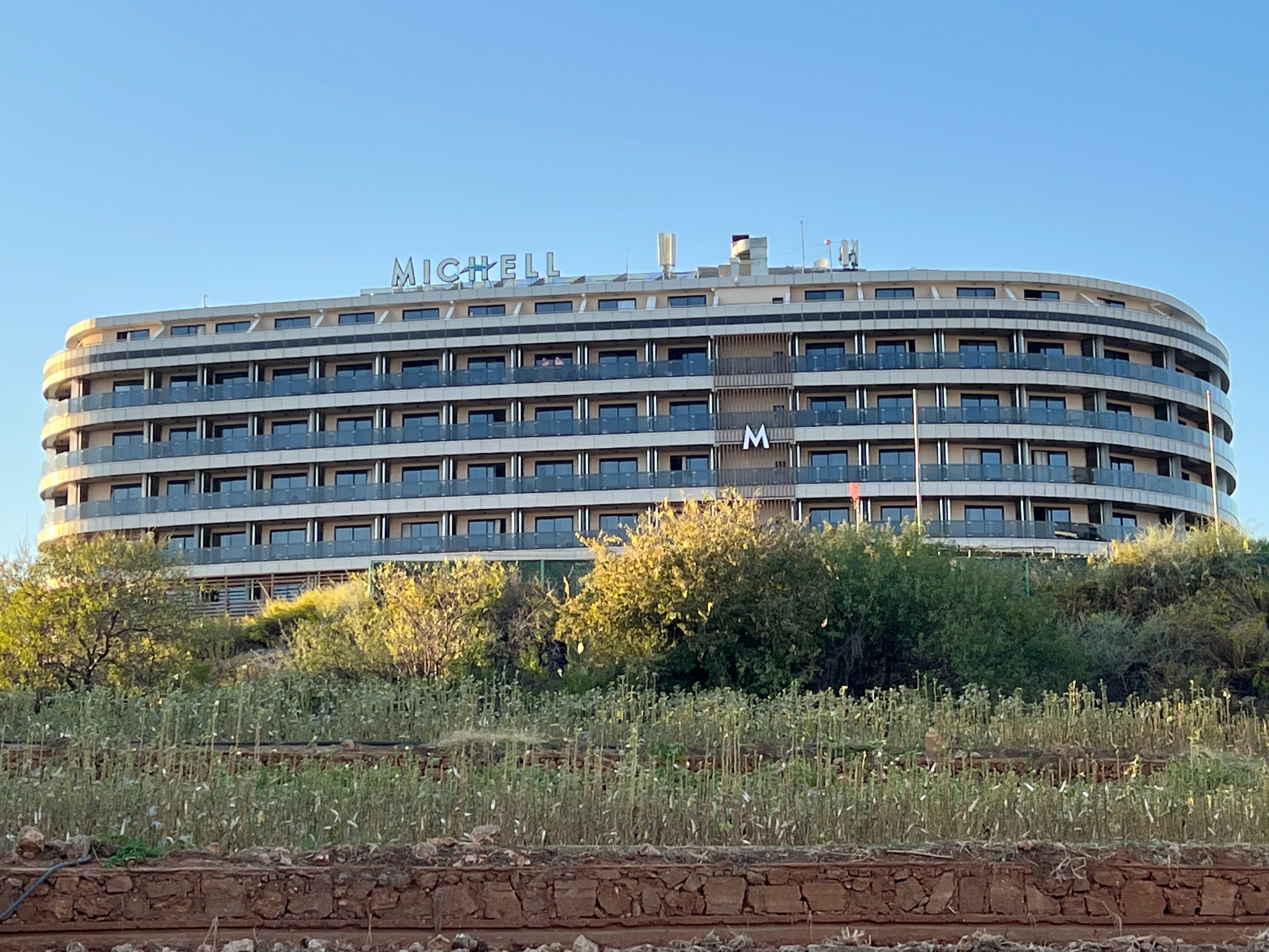 Michell Hotel