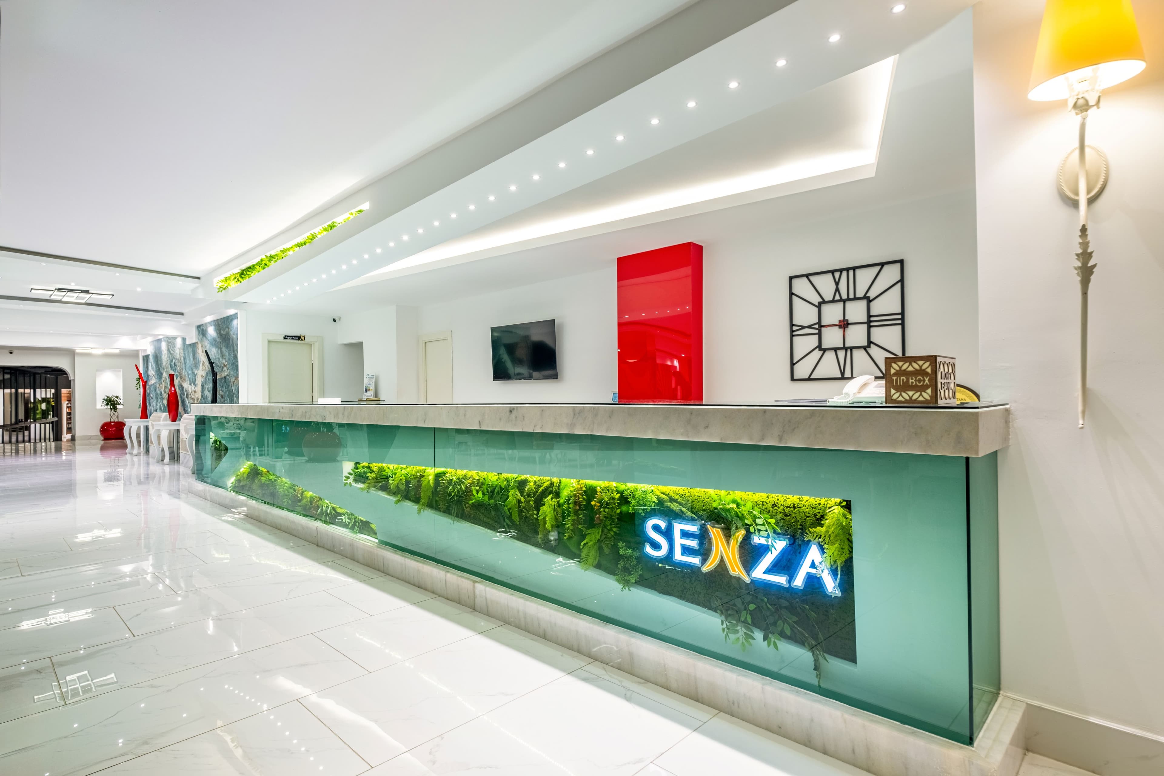 SENZA Grand Santana Hotel - photo 6