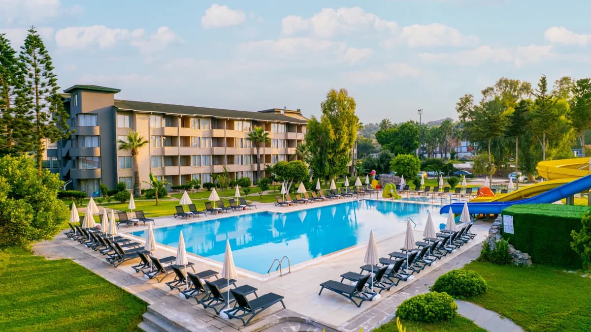 Sunset Beach Hotel SPA