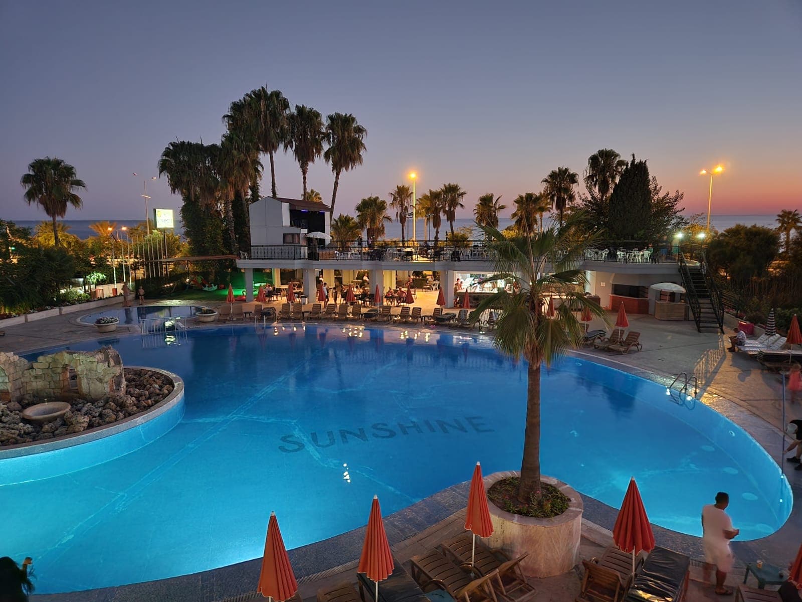 Sunshine Hotel - photo 3