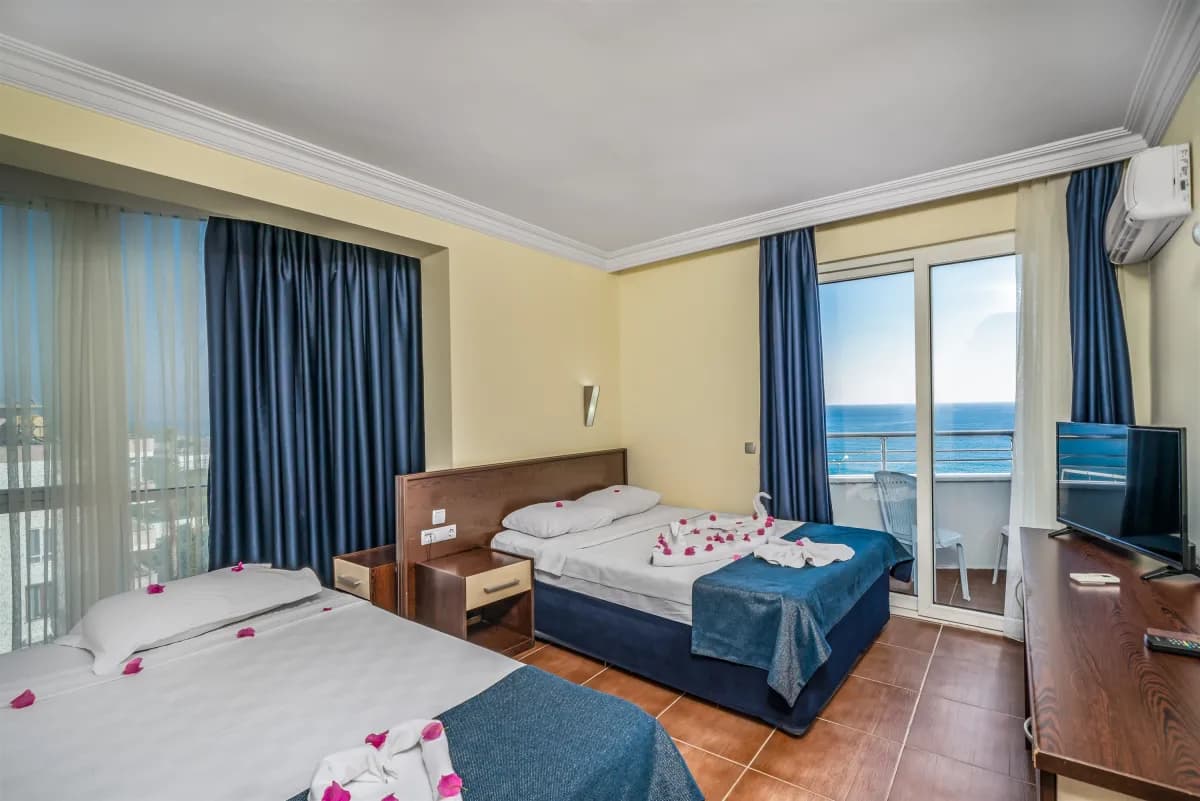 Arsi Blue Beach Hotel - photo 2