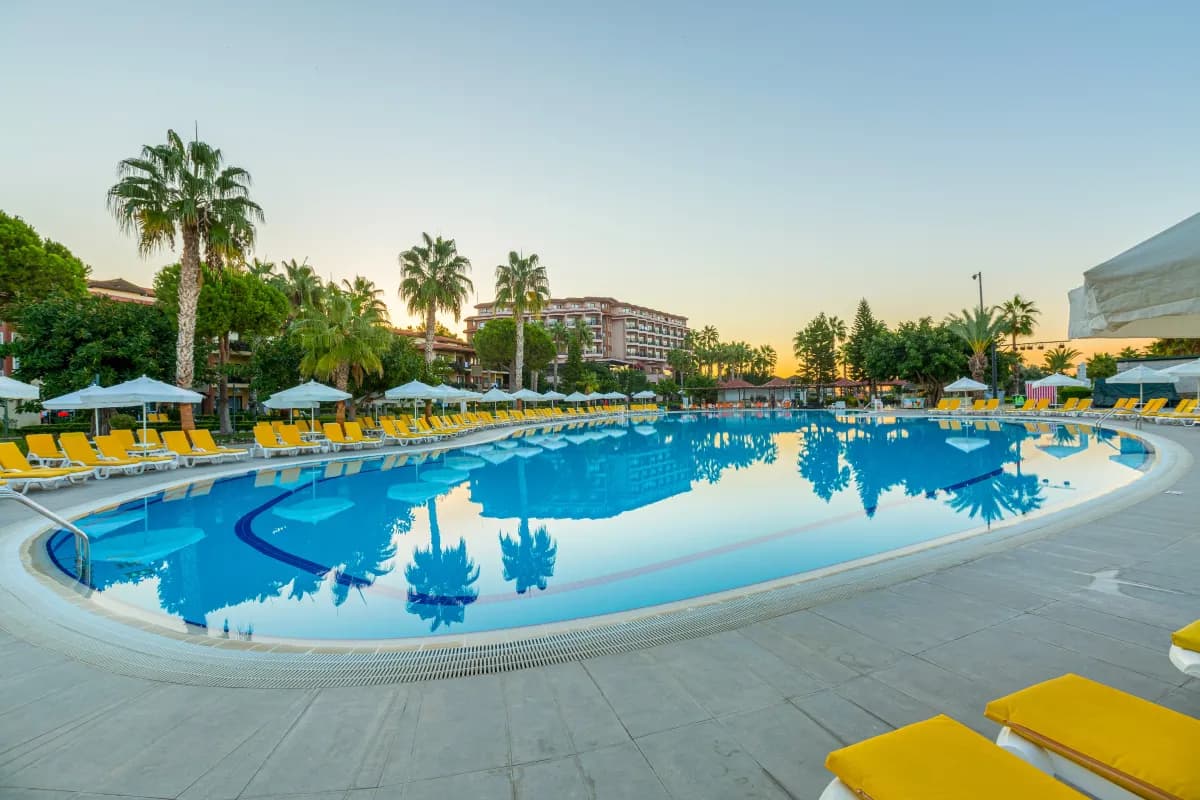 Justiniano Park Conti - photo 3