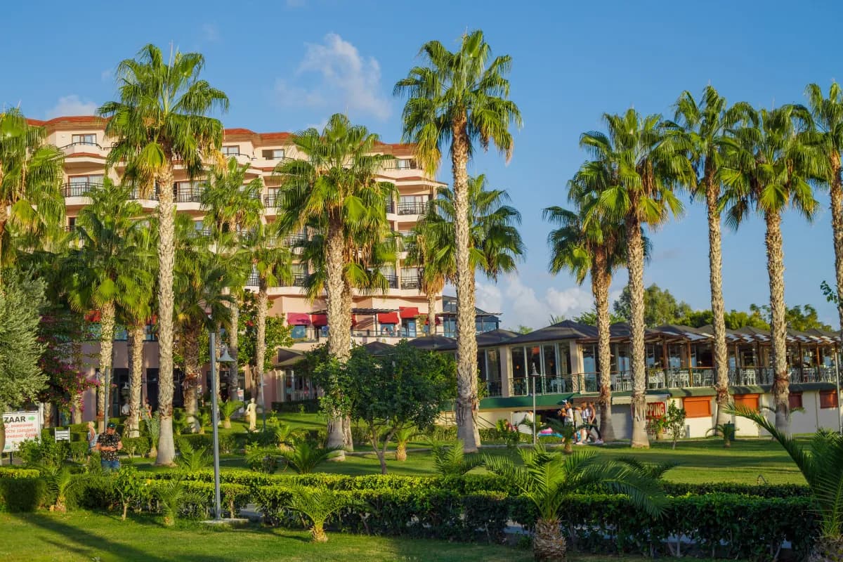 Justiniano Park Conti - photo 5