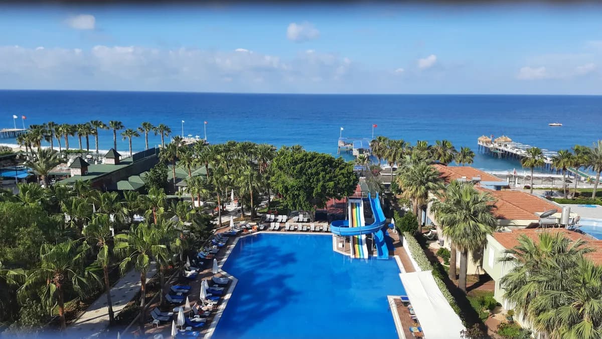 Concordia Celes Hotel - photo 3