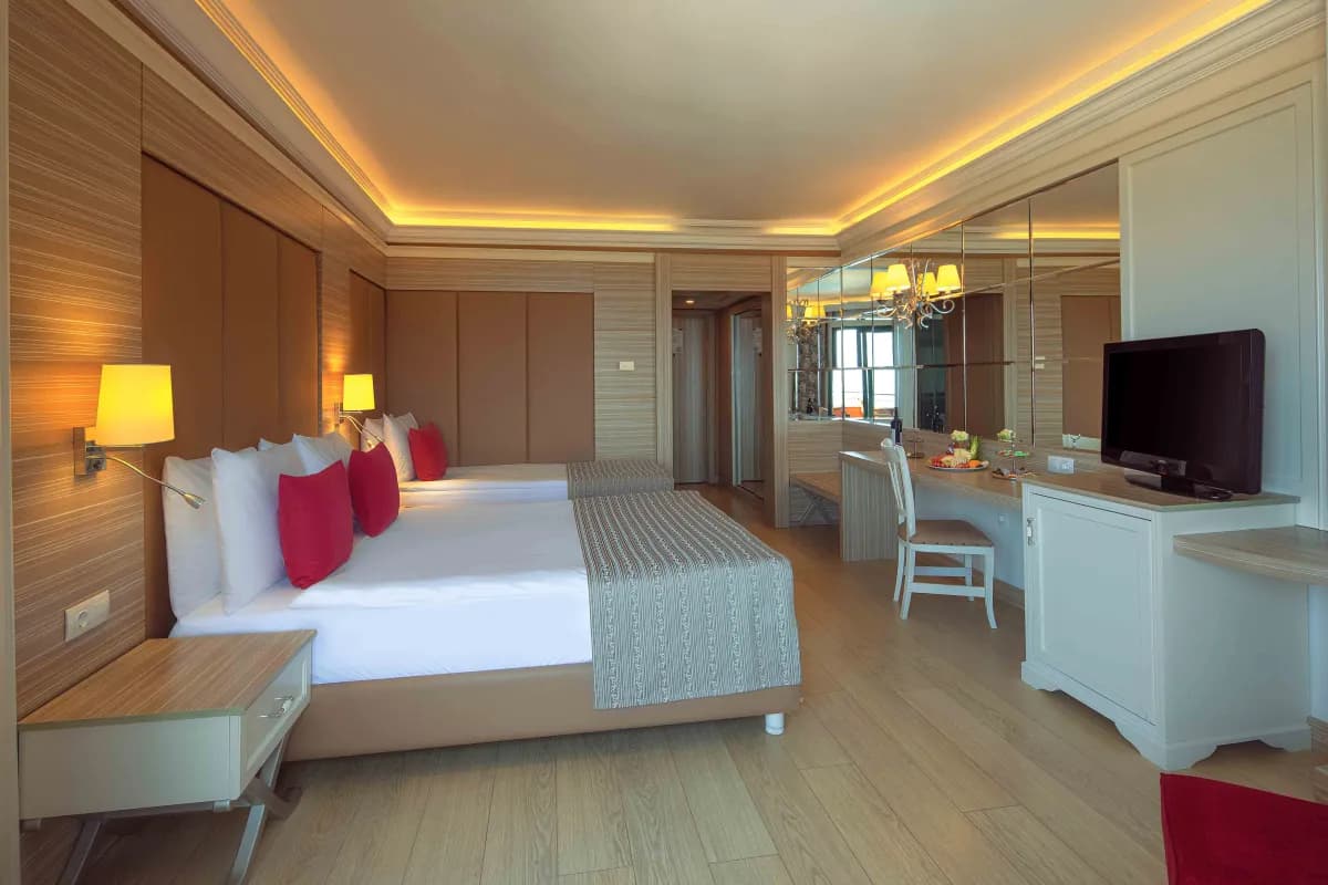 Delphin Deluxe - photo 2