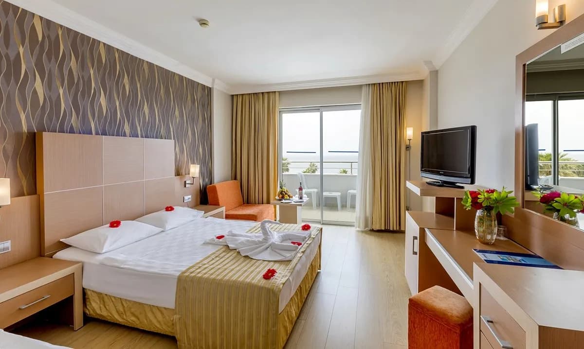 Holiday Garden Resort - photo 2